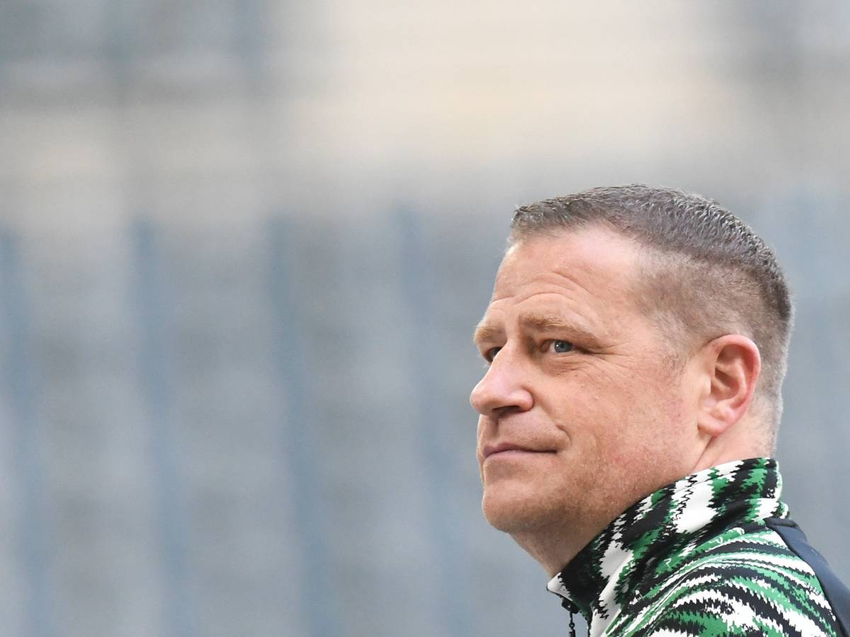 Fußball: Bundesliga, Borussia Mönchengladbach - Arminia Bielefeld, 31. Spieltag im Borussia-Park. Mönchengladbachs Mönchengladbachs Sportdirektor Max Eberl beim Interview vor dem Spiel. (zu dpa «Gladbachs Eberl: Kellers Nazi-Vergleich passt ins Bild des DFB») +++ dpa-Bildfunk +++