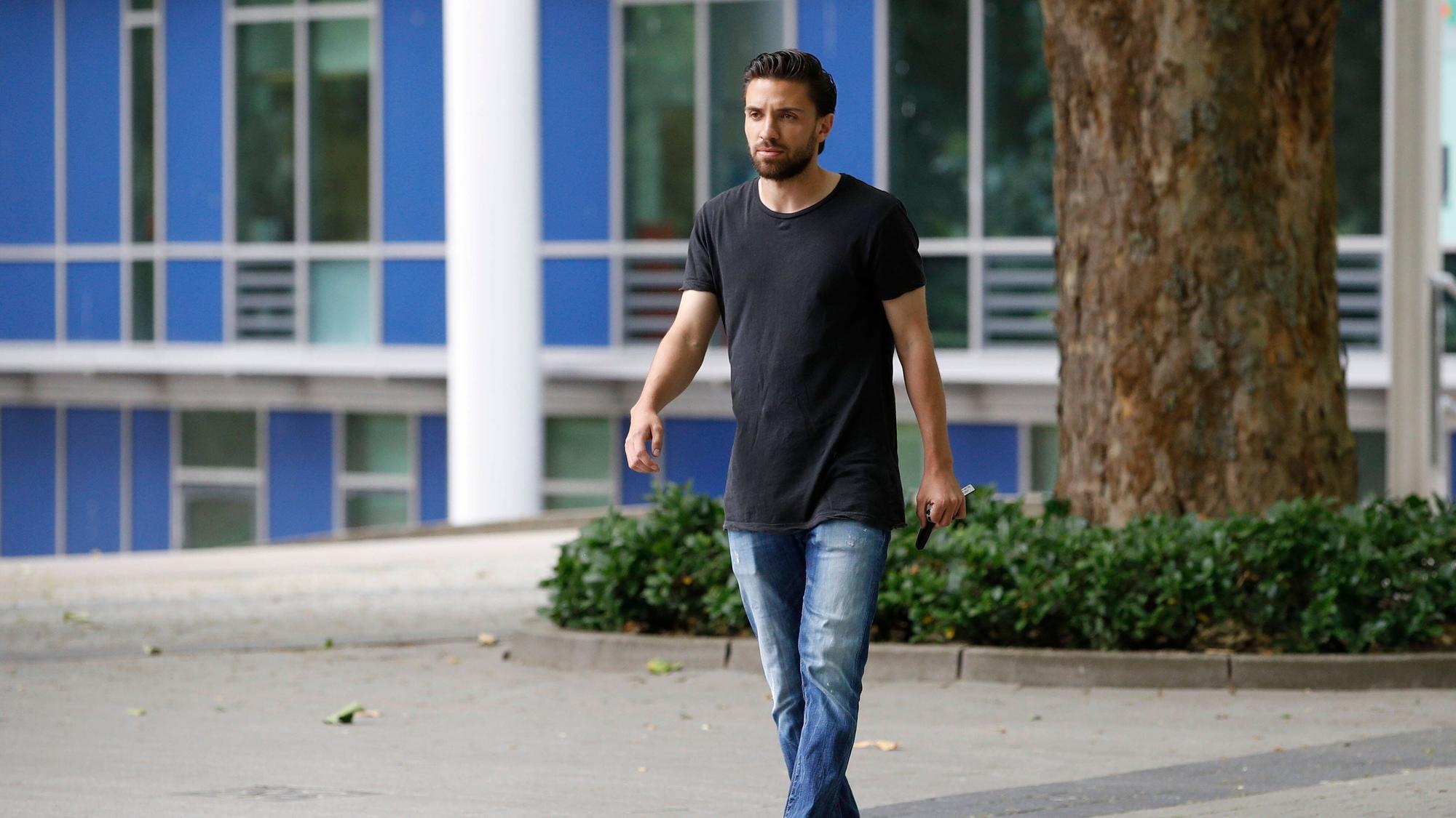 Ex-Gladbacher Julian Korb, hier am 29. Juni 2020, hat bei Holstein Kiel einen Zweijahresvertrag unterschrieben.