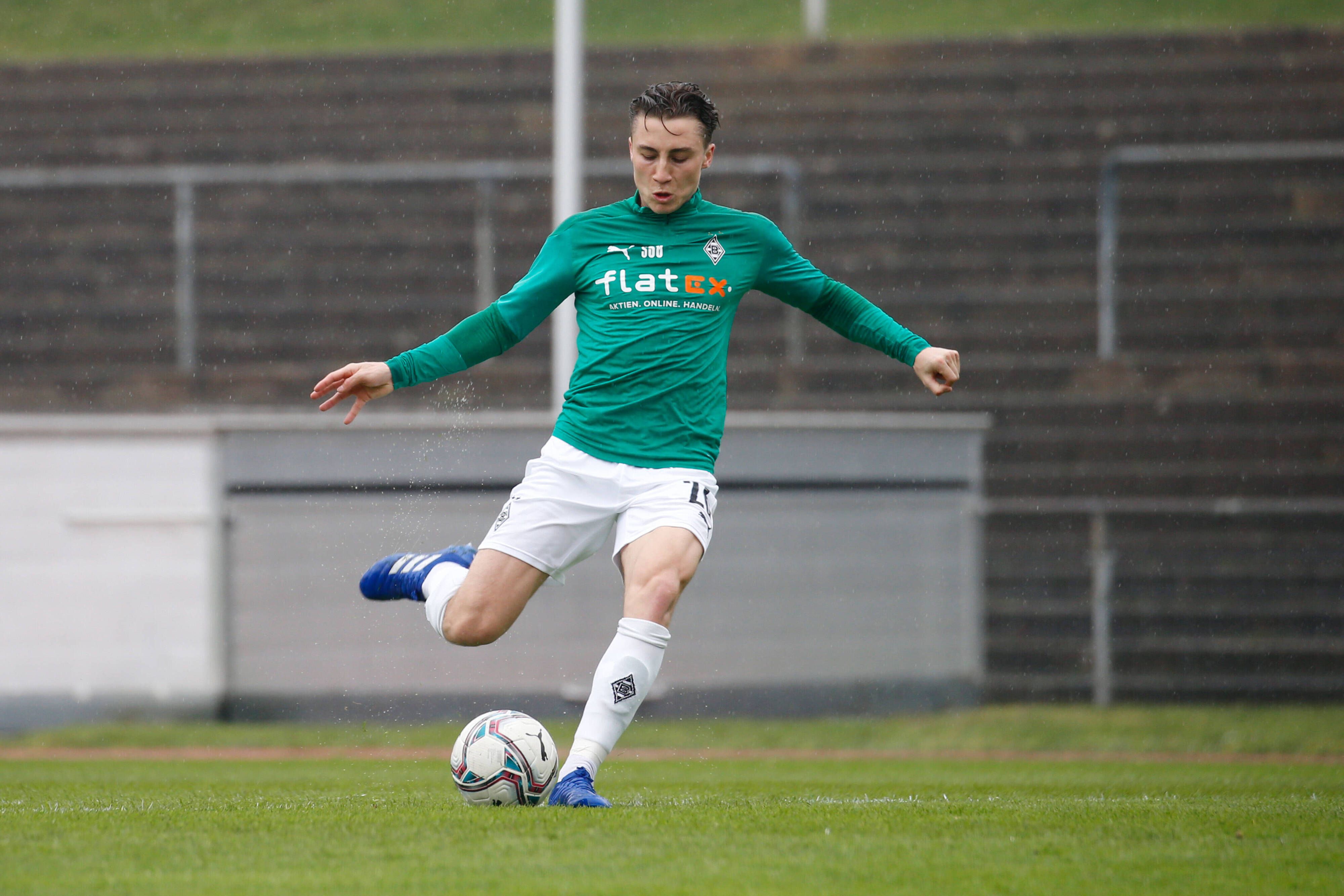 Gladbachs Rocco Reitz, hier am 10. April 2021, bekommt bei Borussia familiäre Verstärkung seines Bruders.