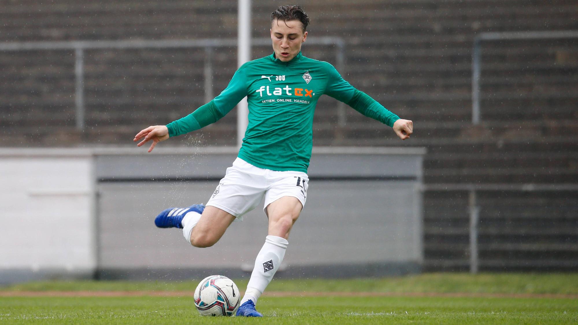 Gladbachs Rocco Reitz, hier am 10. April 2021, bekommt bei Borussia familiäre Verstärkung seines Bruders.