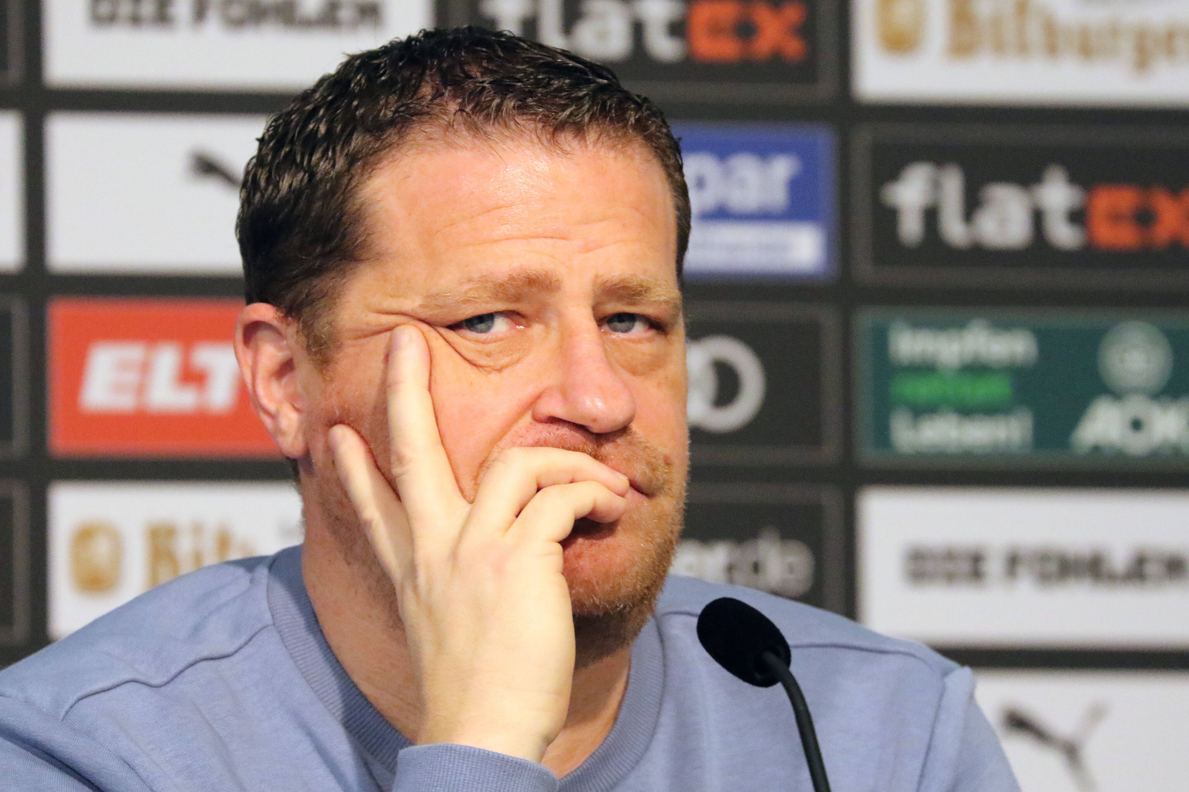 Max Eberl, Manager von Borussia Mönchengladbach, bei einer Pressekonferenz der Fohlen am 9. Dezember 2021 im Borussia-Park.
