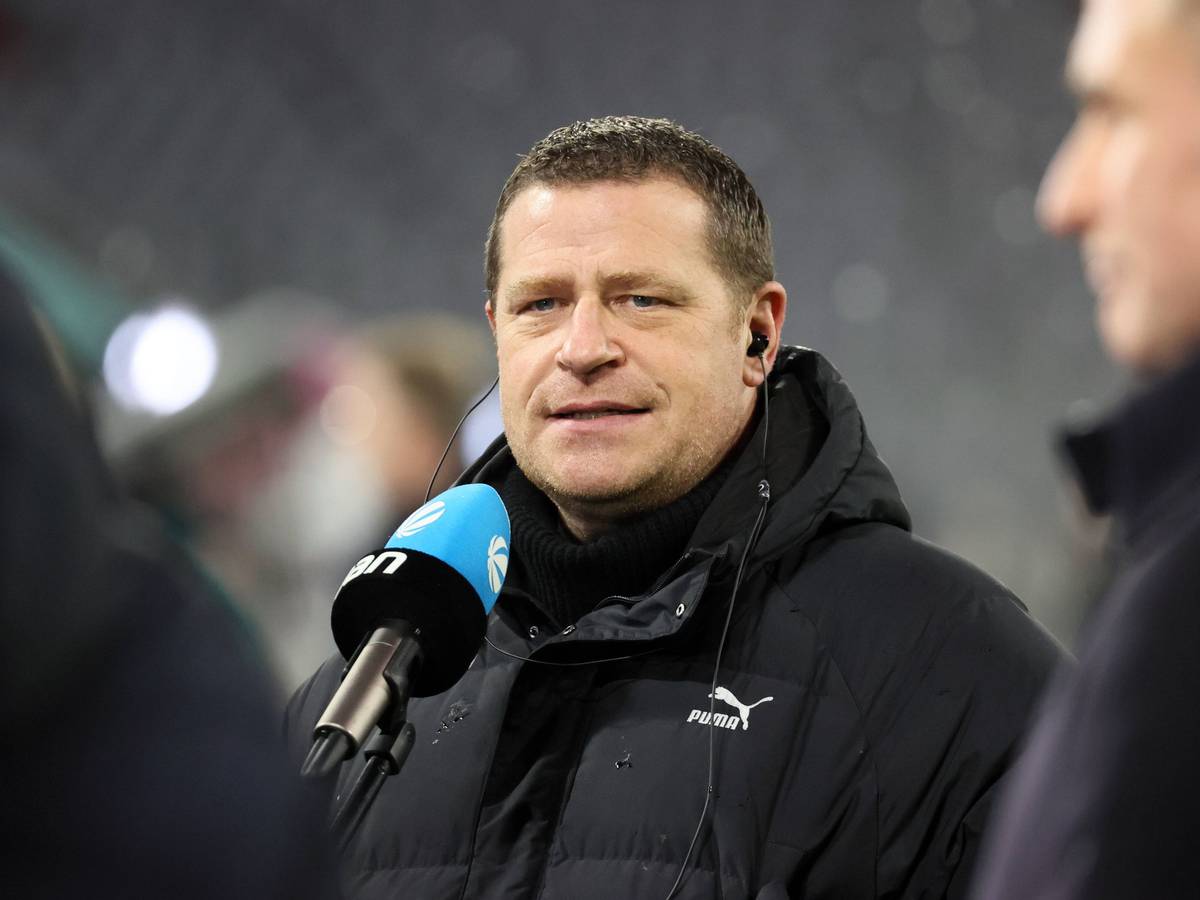 Max Eberl, Manager von Borussia Mönchengladbach, während eines Interviews beim Bundesliga-Rückrundenauftakt (07. Januar 2022) im Stadion von Gegner Bayern München.
