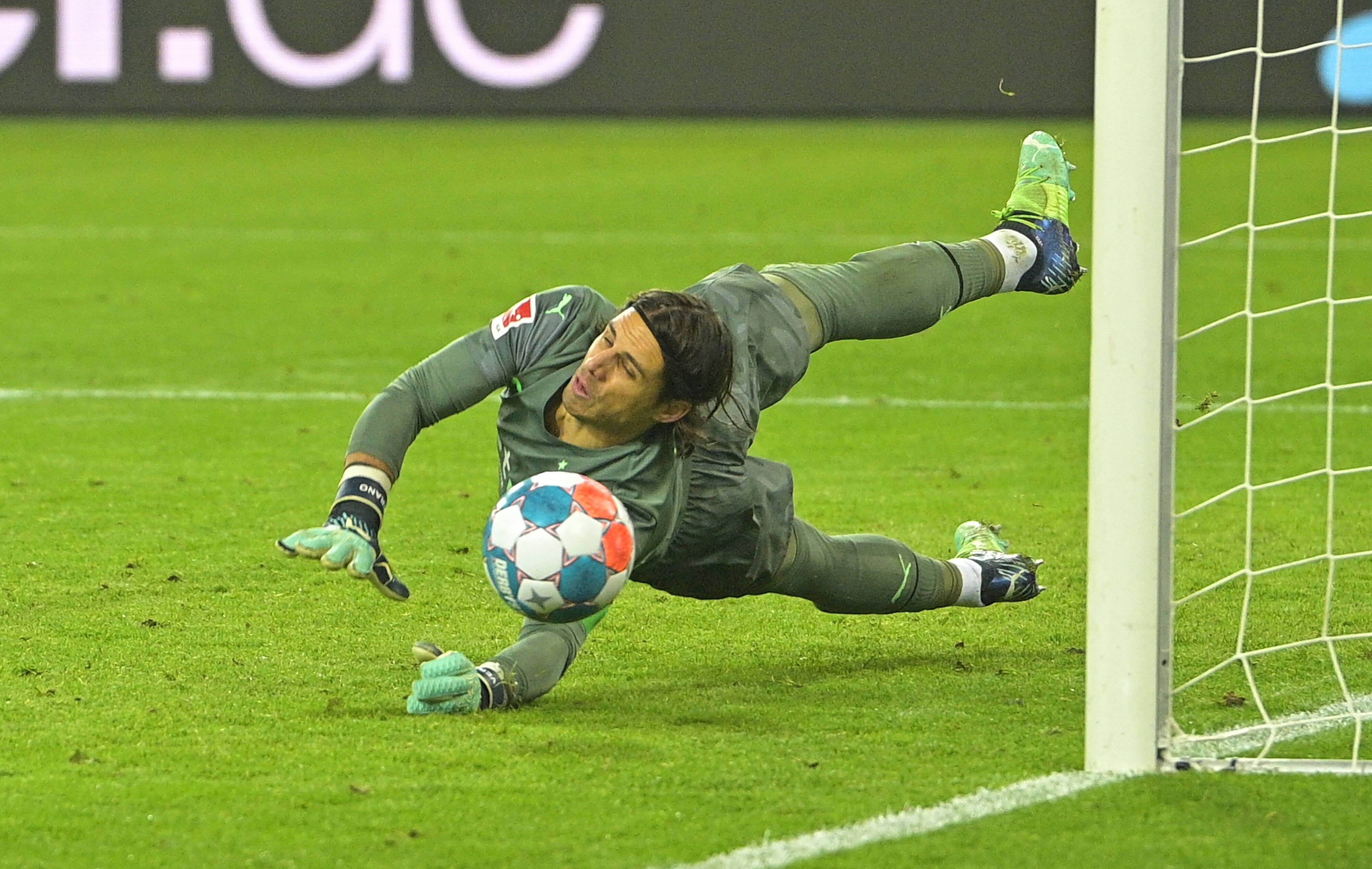 Gladbach-Keeper Yann Sommer hielt im Bundesliga-Spiel gegen Bayer Leverkusen am Samstag (15. Januar 2022) zwei Elfmeter. Sein Team verlor dennoch 1:2.