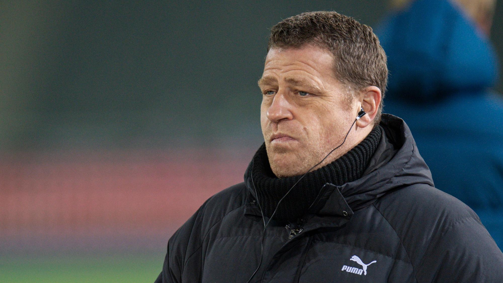 Max Eberl, ehemaliger Sportdirektor von Borussia Mönchengladbach. Auf diesem Foto ist der 48-Jährige am 15. Januar 2022 im Borussia-Park zu sehen. Eberl schaut mürrisch nach vorne.