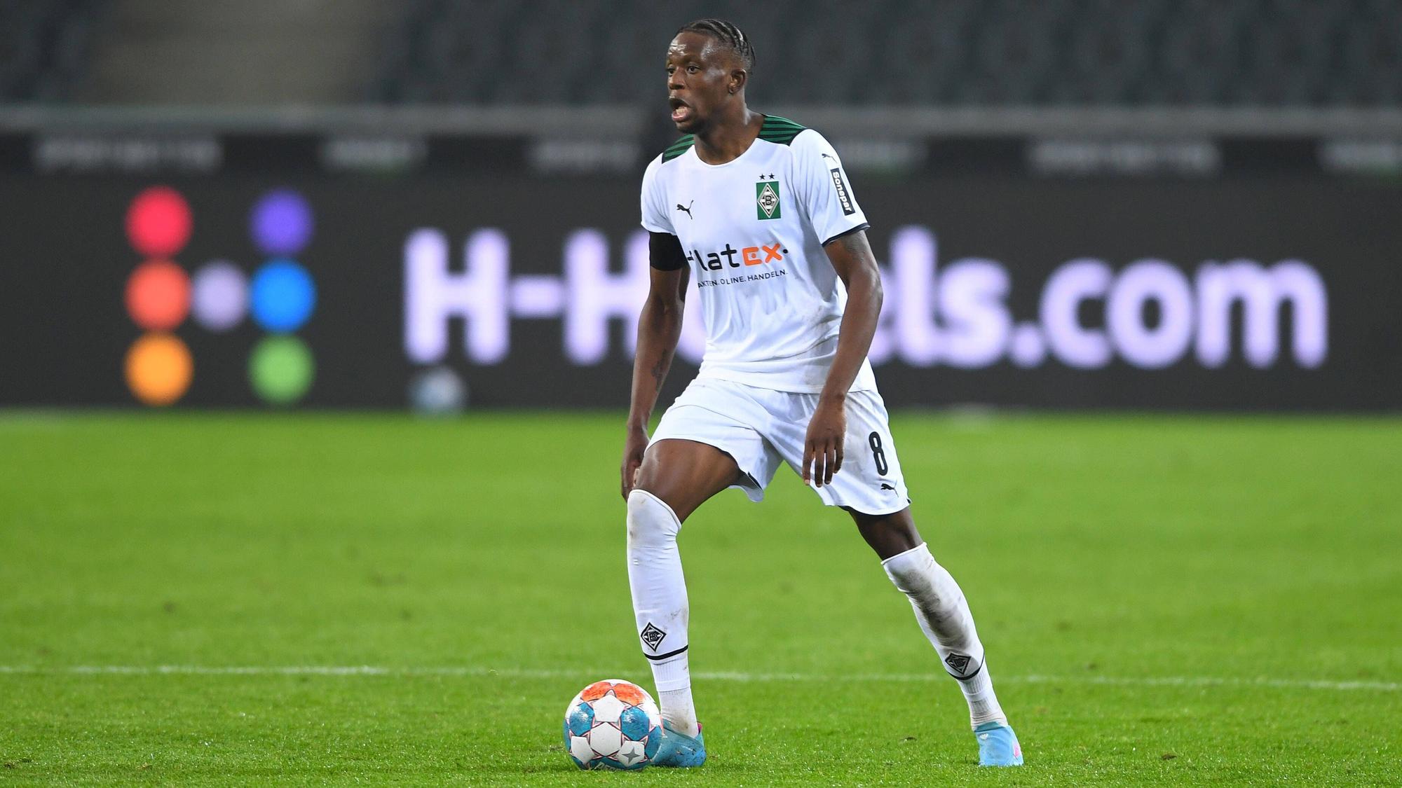 Mittelfeldspieler Denis Zakaria von Borussia Mönchengladbach soll vor einem Winterwechsel zu Juventus Turin stehen.