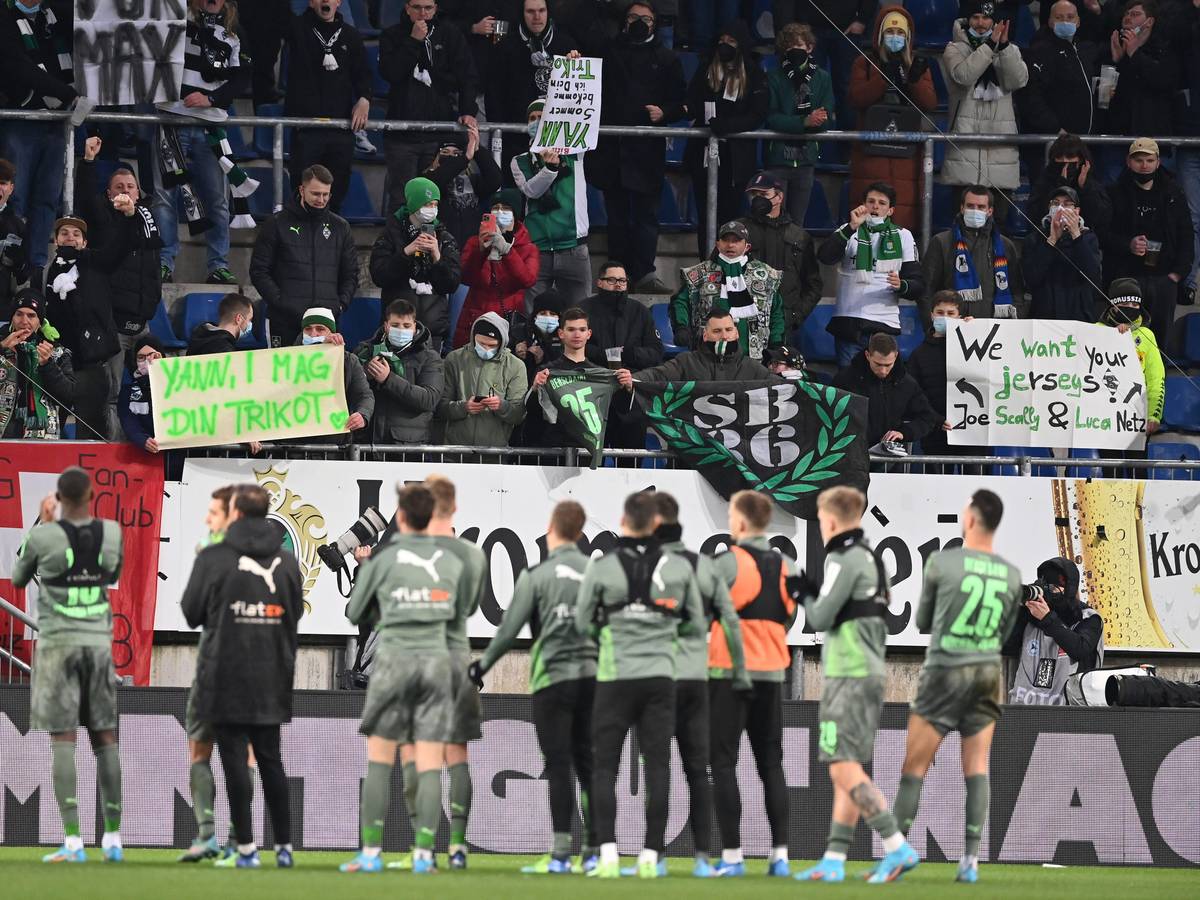 Am Samstag gab's für Borussia Mönchengladbach ein 1:1 bei Arminia Bielefeld. Die Fans reagierten gespalten auf das Remis in Ostwestfalen.