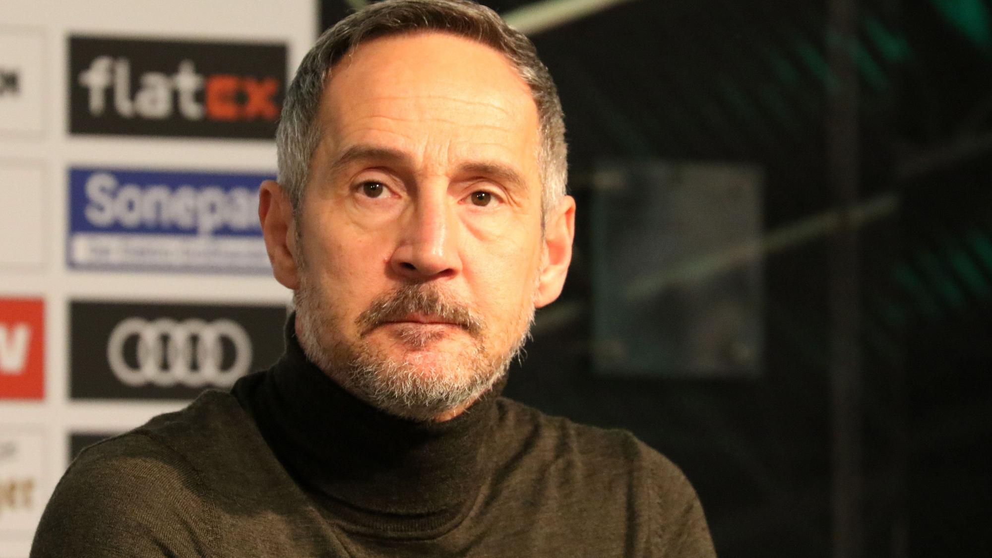 03.02.2022, Mönchengladbach, GER, Fussball, Herren, BL, Saison 2021/2022, Borussia Moenchengladbach
Pressekonferenz BL Arminia Bielefeld vs. Bor. Mönchengladbach
Trainer Adi Hütter / Huetter (Gladbach)