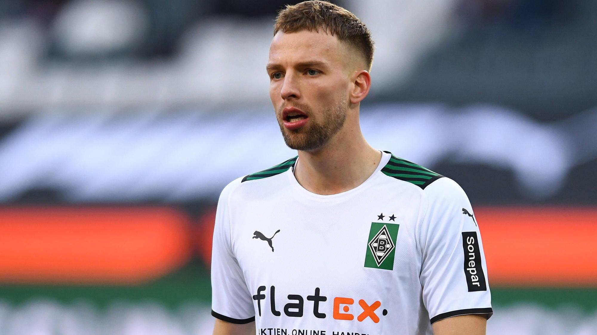 Marvin Friedrich wechselte im Januar 2022 zu Borussia Mönchengladbach. Das Foto zeigt den Verteidiger im Match gegen den FC Augsburg am 12. Februar.