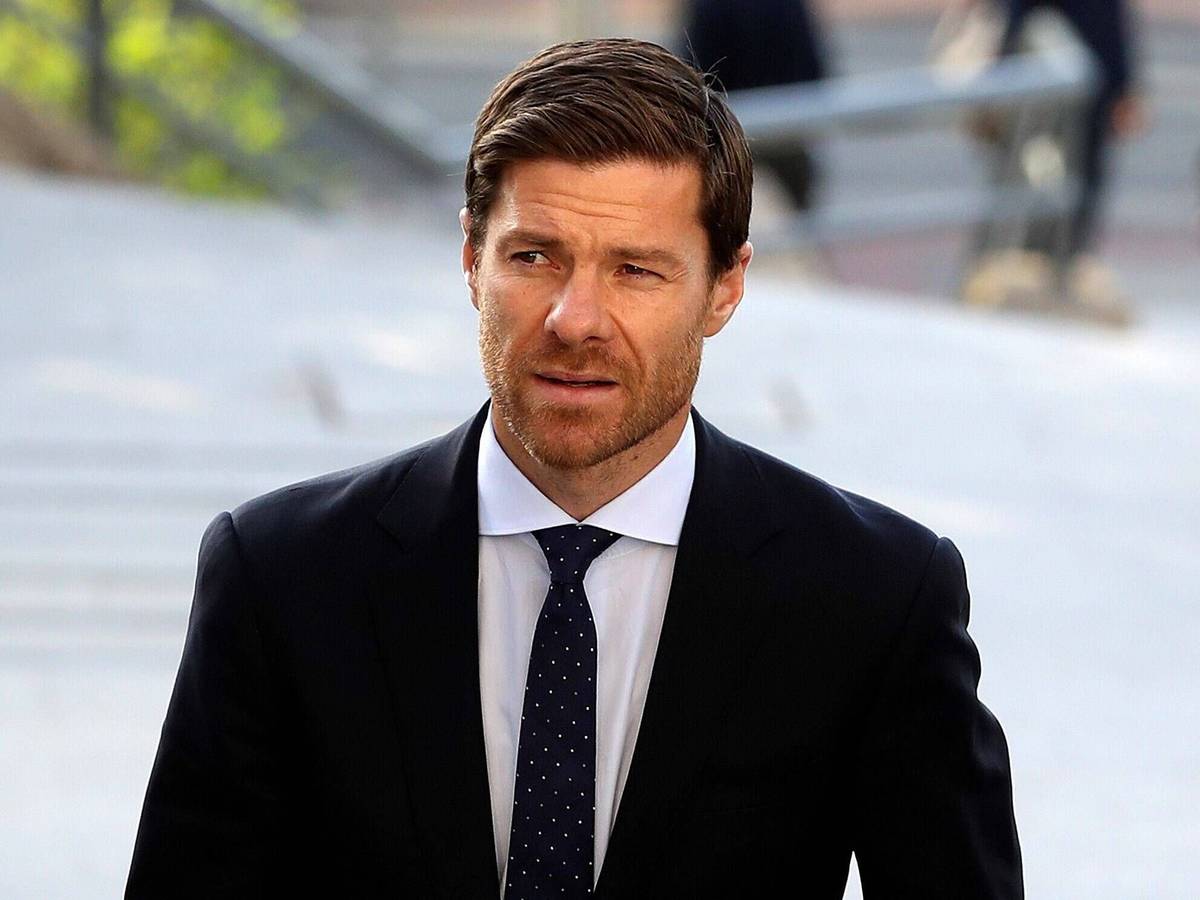 Ex-Profi Xabi Alonso, hier am 9. Oktober 2019, wäre beinahe Trainer von Borussia Mönchengladbach geworden.