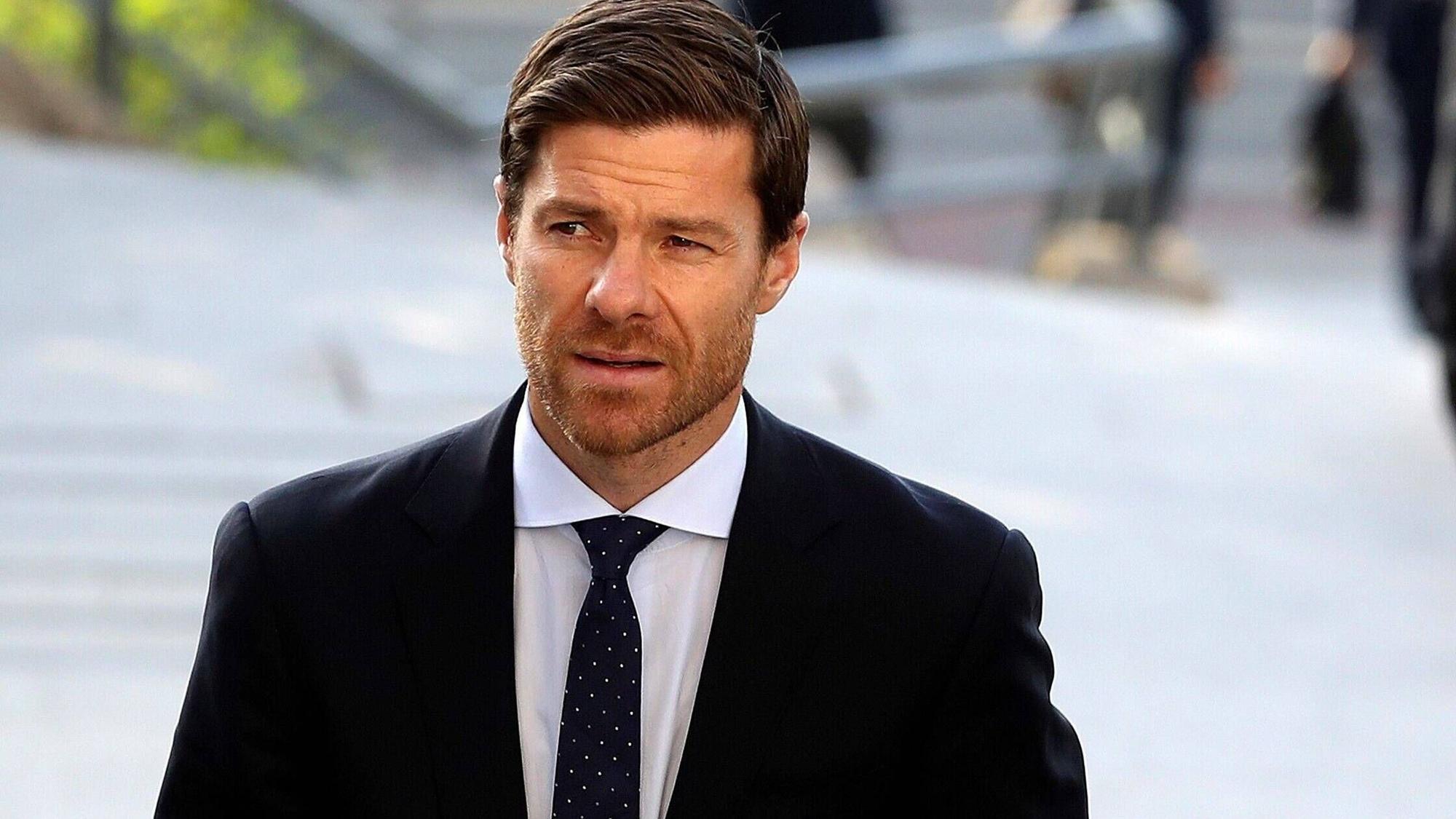 Ex-Profi Xabi Alonso, hier am 9. Oktober 2019, wäre beinahe Trainer von Borussia Mönchengladbach geworden.