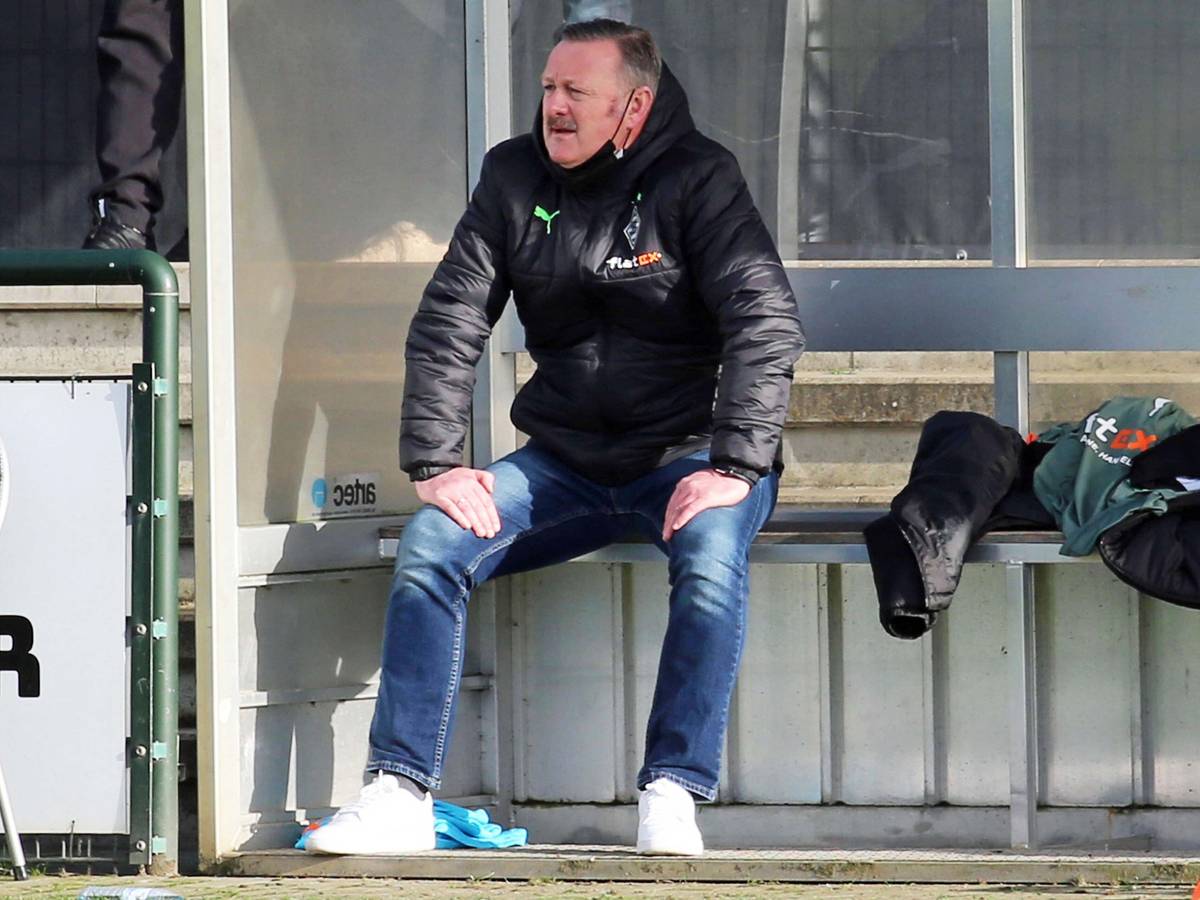 Roland Virkus, Sportdirektor von Borussia Mönchengladbach. Hier zu sehen am 2. Februar 2022 im Borussia-Park.