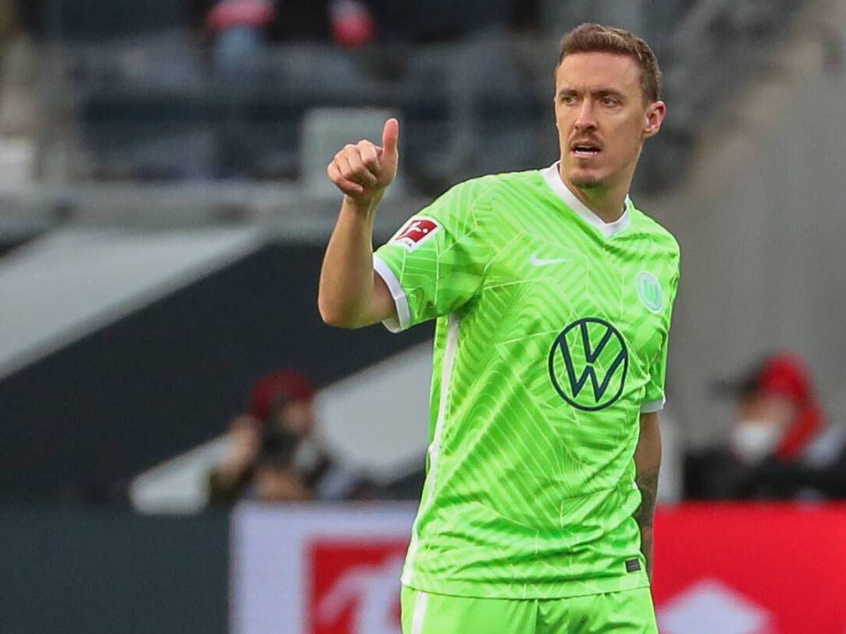 Max Kruse am 12. Februar 2022 im Trikot des VfL Wolfsburg gegen Eintracht Frankfurt