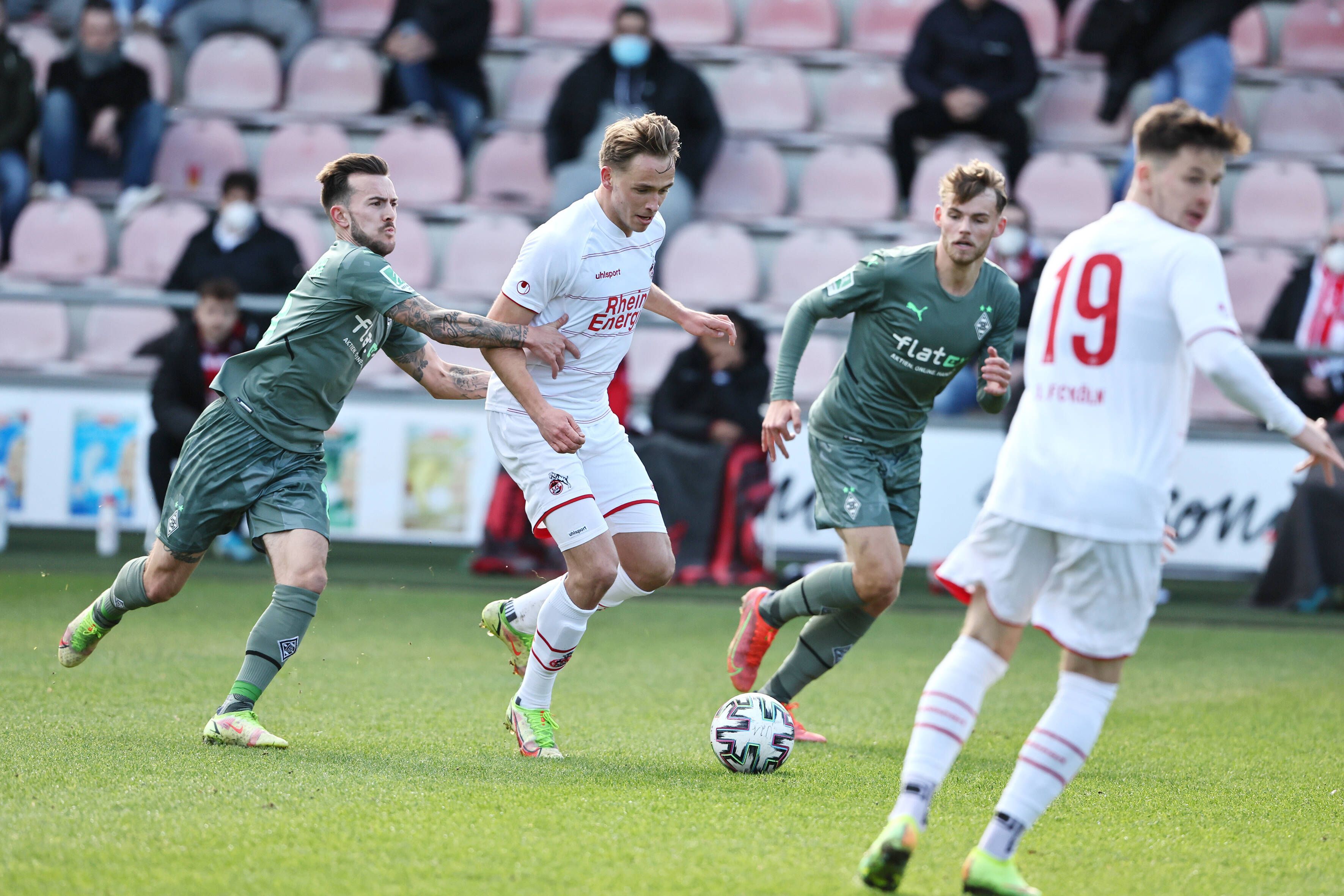 Nächste Gladbach-Pleite in Köln: Borussias U23 hat am Mittwoch (23. Februar 2022) in der Regionalliga West mit 0:2 beim Erzrivalen 1. FC Köln verloren.