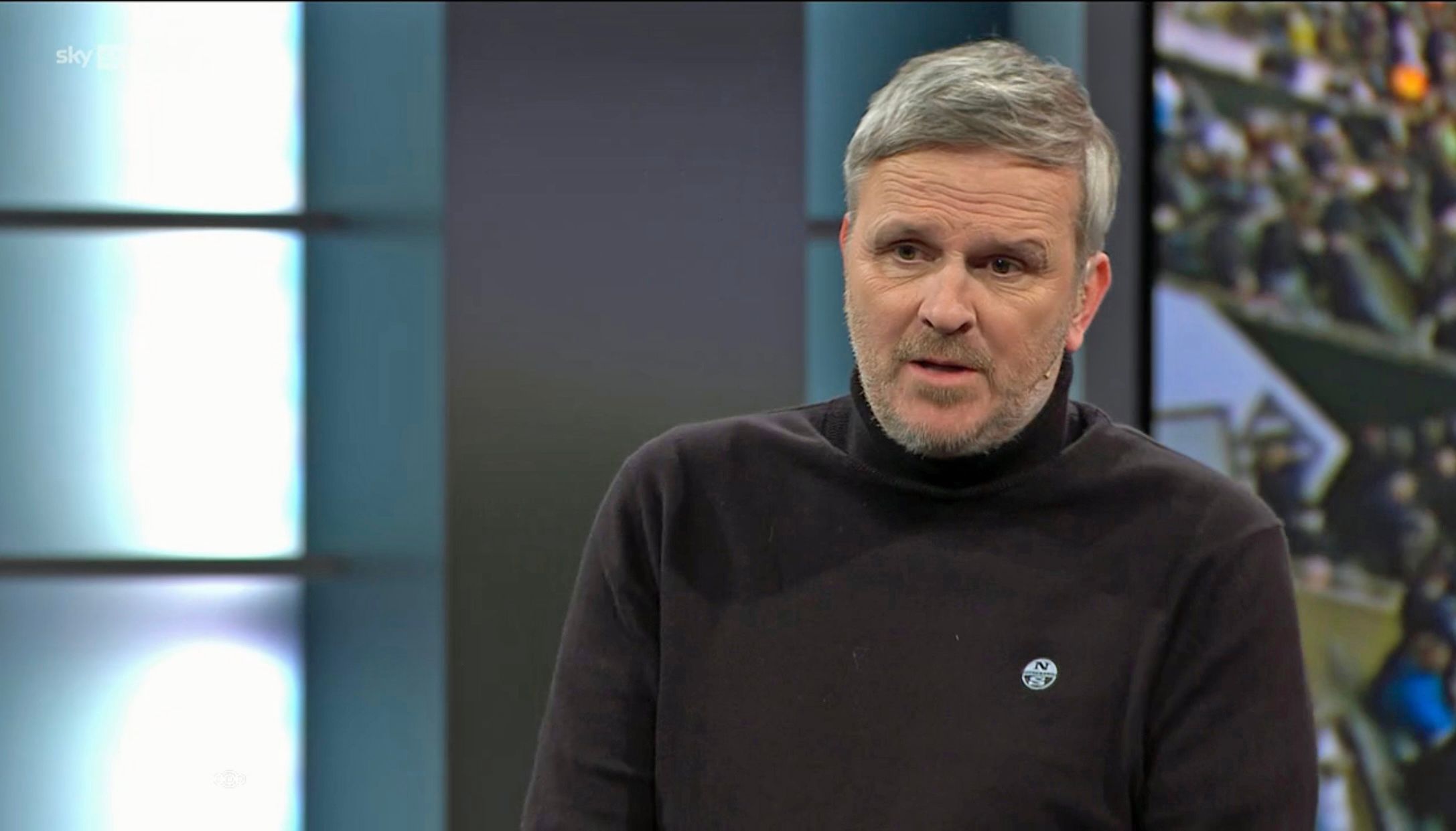 Sky-Experte Dietmar Hamann am 26. Februar 2022 im Studio des Bezahl-Senders.