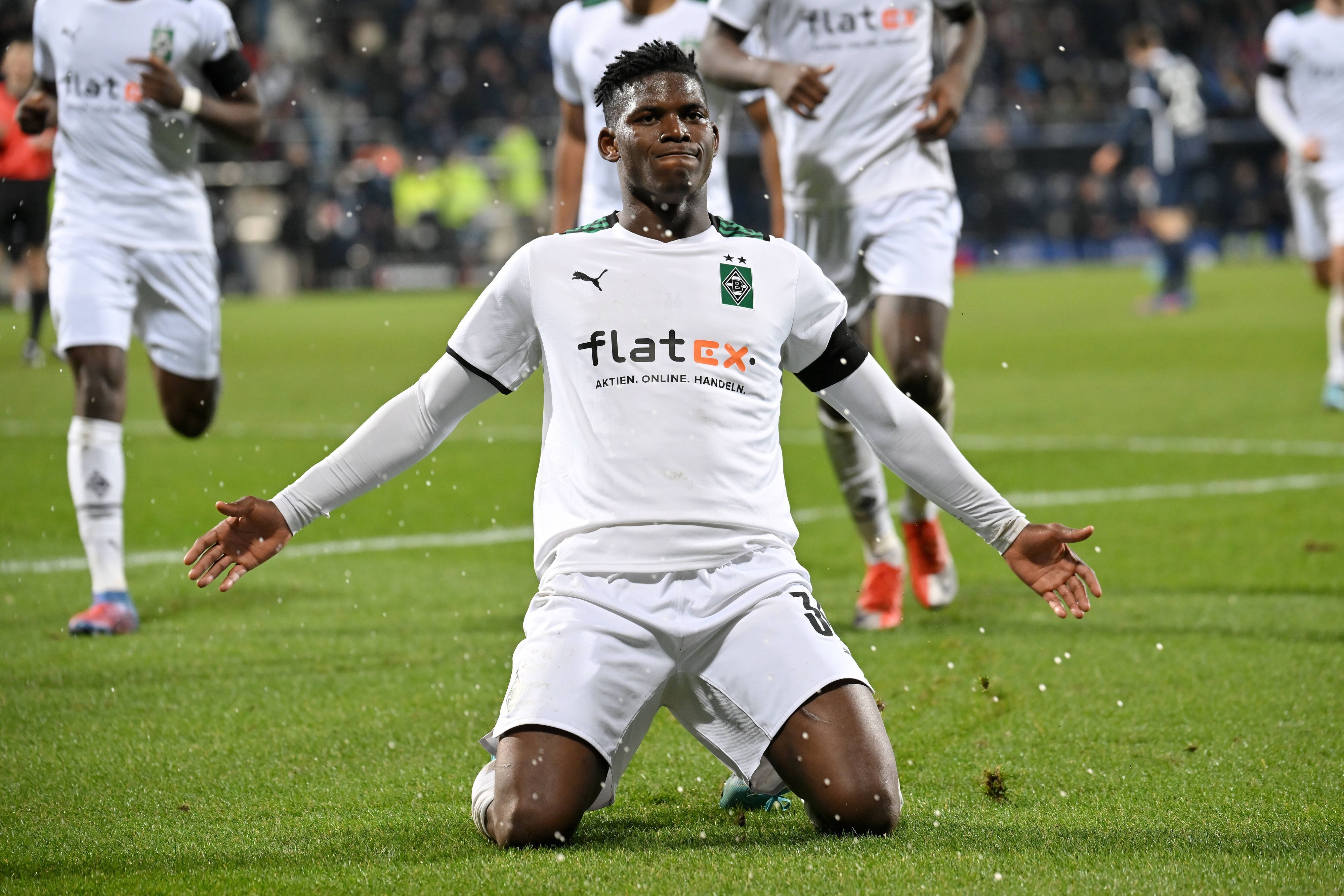 Breel Embolo von Borussia Mönchengladbach beim Torjubel am 18. März 2022 in Bochum.