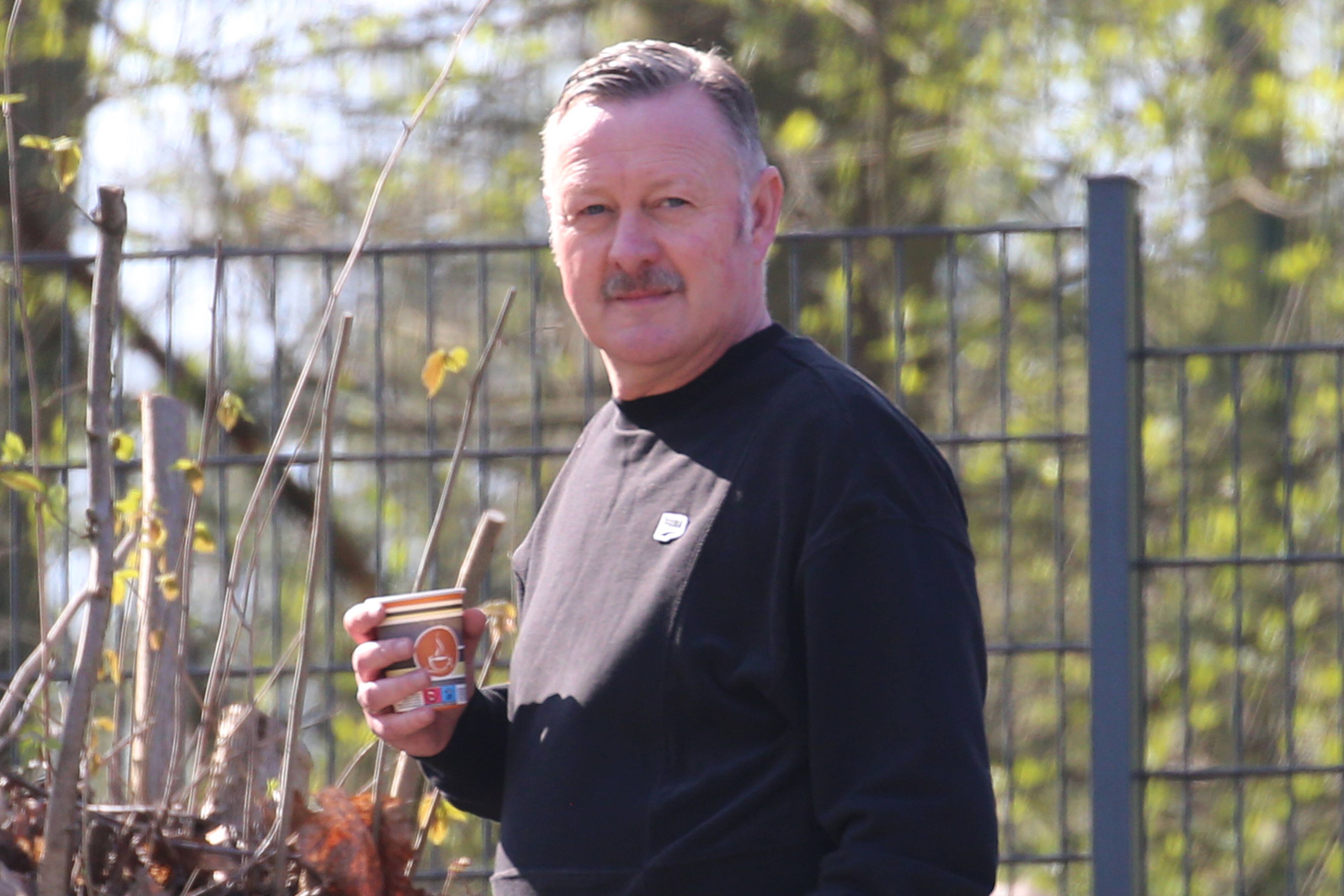 Roland Virkus, Manager von Borussia Mönchengladbach, am 26. März 2022 beim Spiel der Gladbacher U23 gegen den FC Wegberg-Beeck.