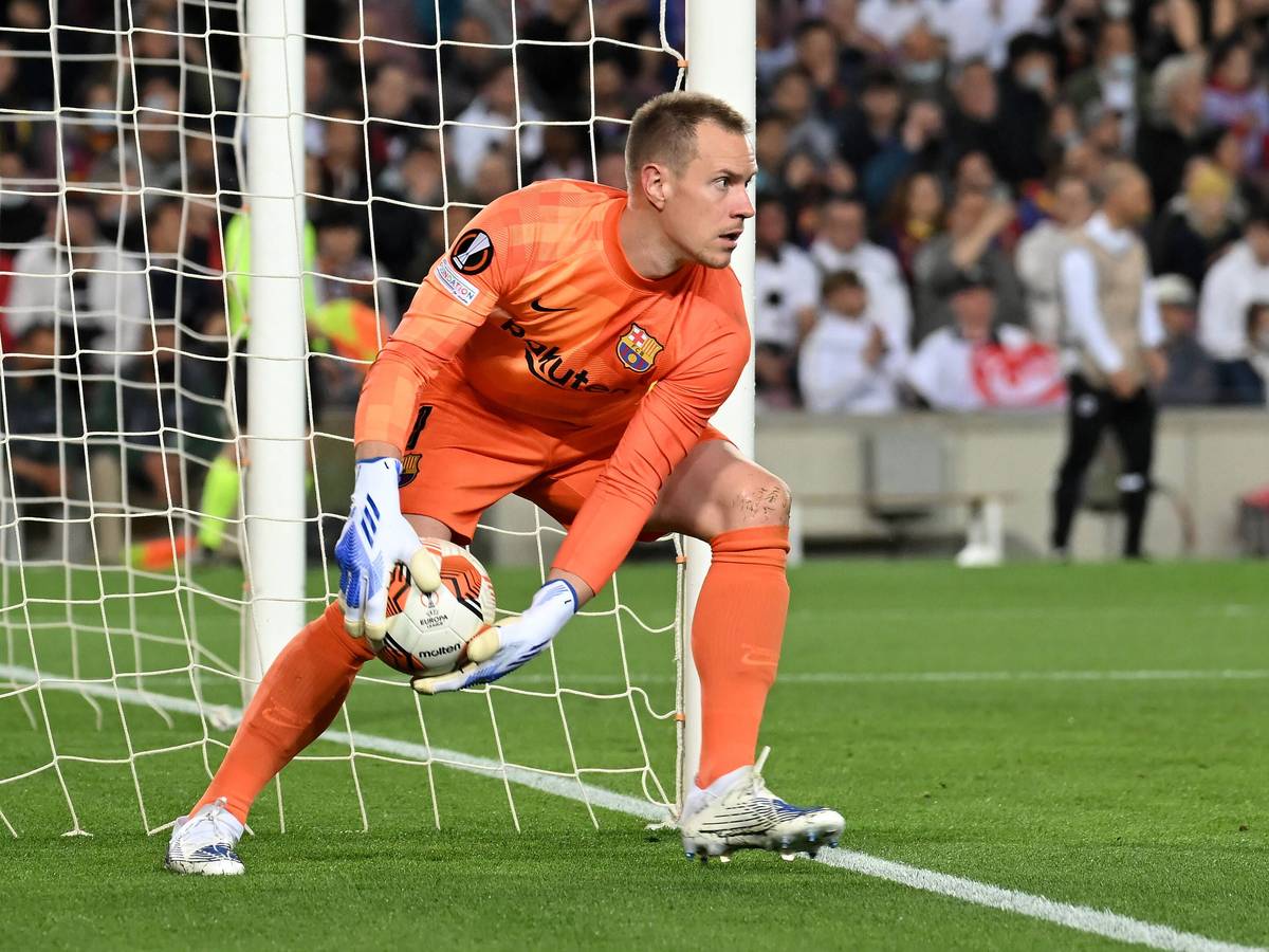 Marc-André ter Stegen, Ex-Keeper von Borussia Mönchengladbach und heutiger Torhüter des FC Barcelona, hat sich mit seinen Leistungen abermals Trainer Xavi begeistert. Das Foto zeigt ihn am 14. April 2022 beim Europa-League-Spiel gegen Eintracht Frankfurt.