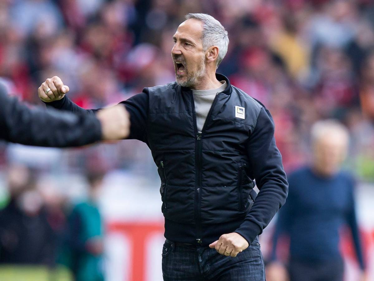 Gladbach-Trainer Adi Hütter tritt mit seiner Mannschaft am Montag (2. Mai 2022) auf RB Leipzig. Gerne würde er auch gegen die Bullen wieder Jubeln wie am 23. April beim SC Freiburg.