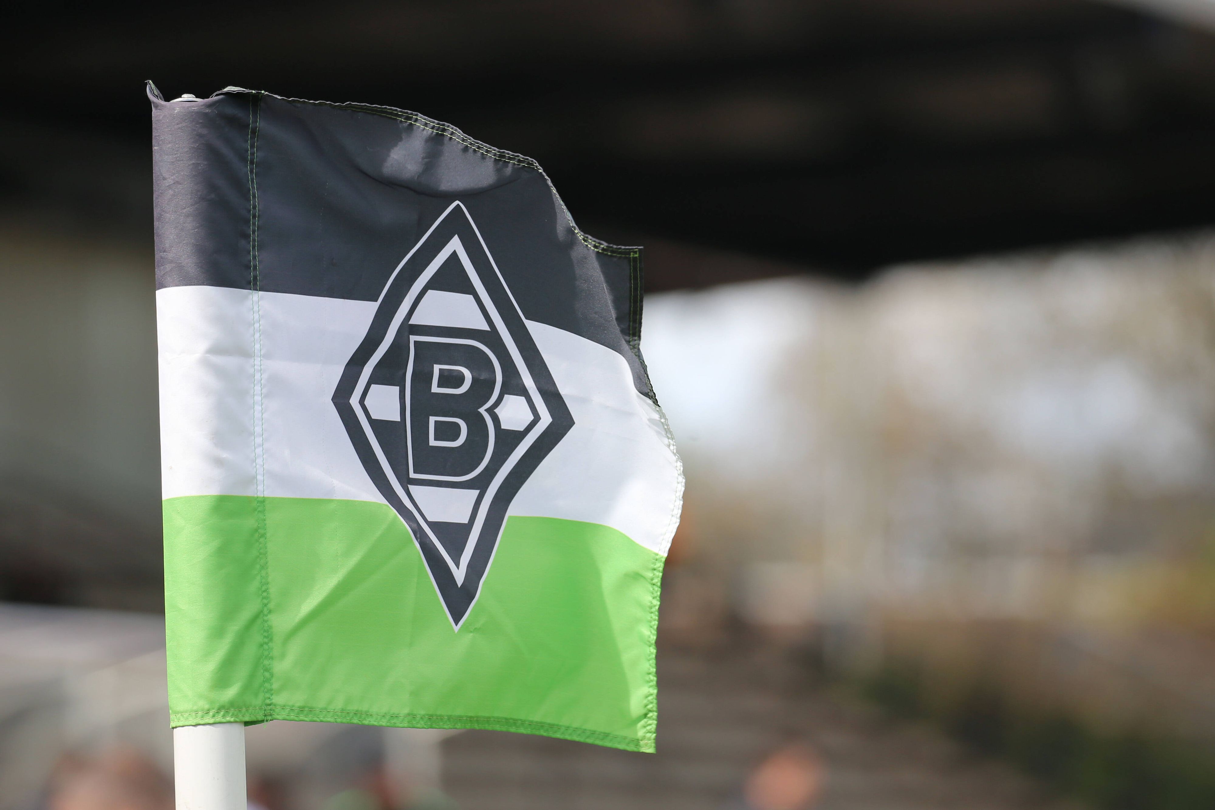 Moenchengladbach, Deutschland 09. April 2022: Regionalliga West - 2021/2022 - Bor. Moenchengladbach U23 vs. RW Ahlen Eckfahne Borussia Mönchengladbach Grenzlandstadion Nordrhein Westfalen *** Moenchengladbach, Germany 09 April 2022 Regionalliga West 2021 2022 Bor Moenchengladbach U23 vs RW Ahlen corner flag Borussia Mönchengladbach Grenzlandstadion Nordrhein Westfalen Copyright: xFotostandx/xVanxderxVeldenx