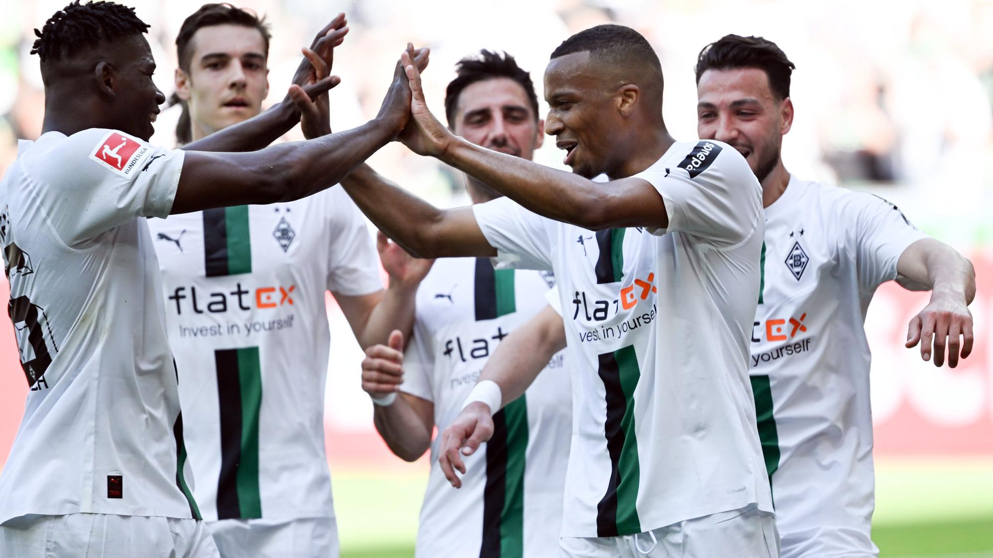 Jubel bei Borussia Mönchengladbach: Am 34. Bundesliga-Spieltag (14. Mai 2022) gab es für die Elf vom Niederrhein einen 5:1-Sieg gegen die TSG Hoffenheim.