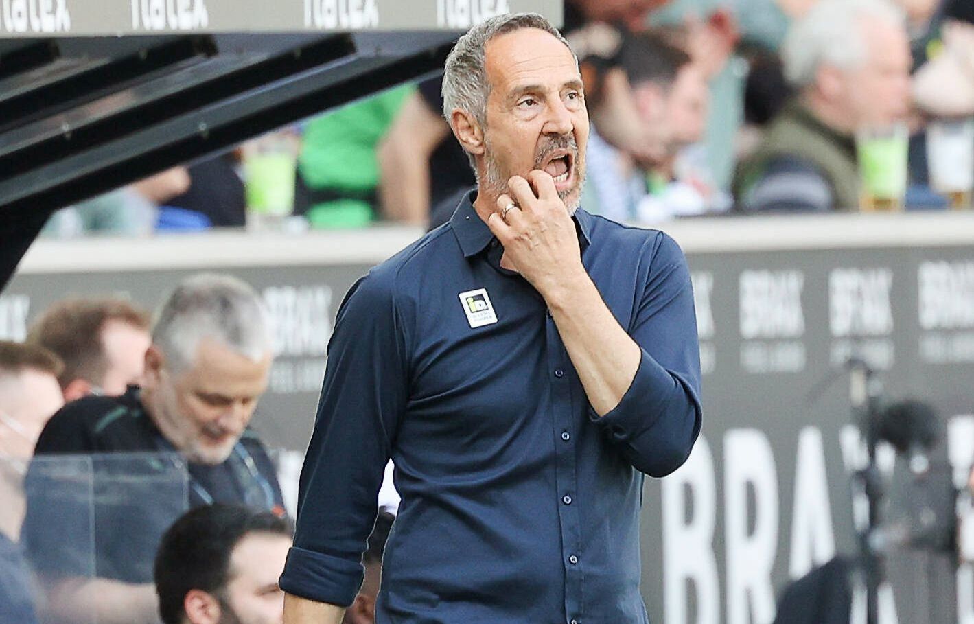Adi Huetter ist nicht mehr Trainer von Borussia Mönchengladbach. Das ist am 14. Mai 2022 offiziell gemacht worden.