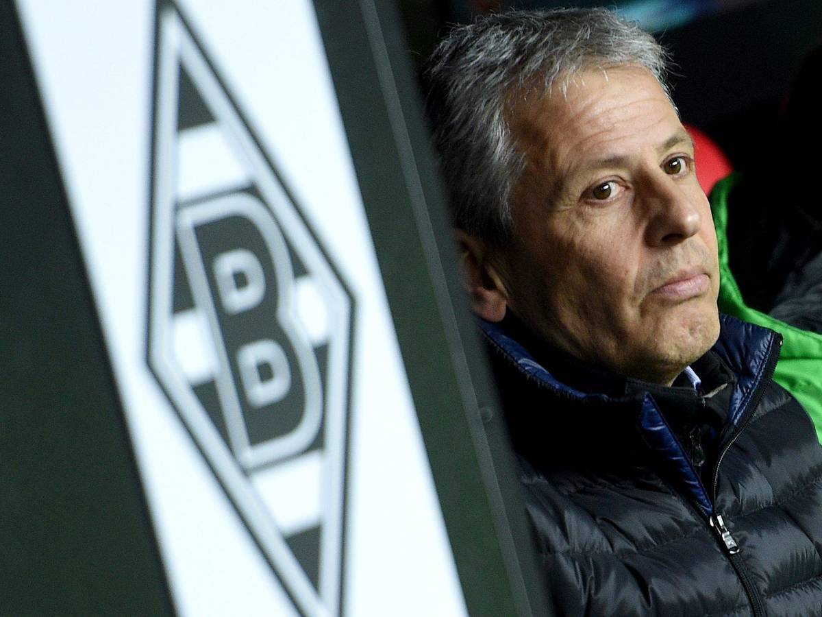 Lucien Favre, hier am 19. Februar 2015 in Sevilla, gilt als heißer Kandidat für die Nachfolge von Adi Hütter als Cheftrainer bei Fußball-Bundesligist Borussia Mönchengladbach.
