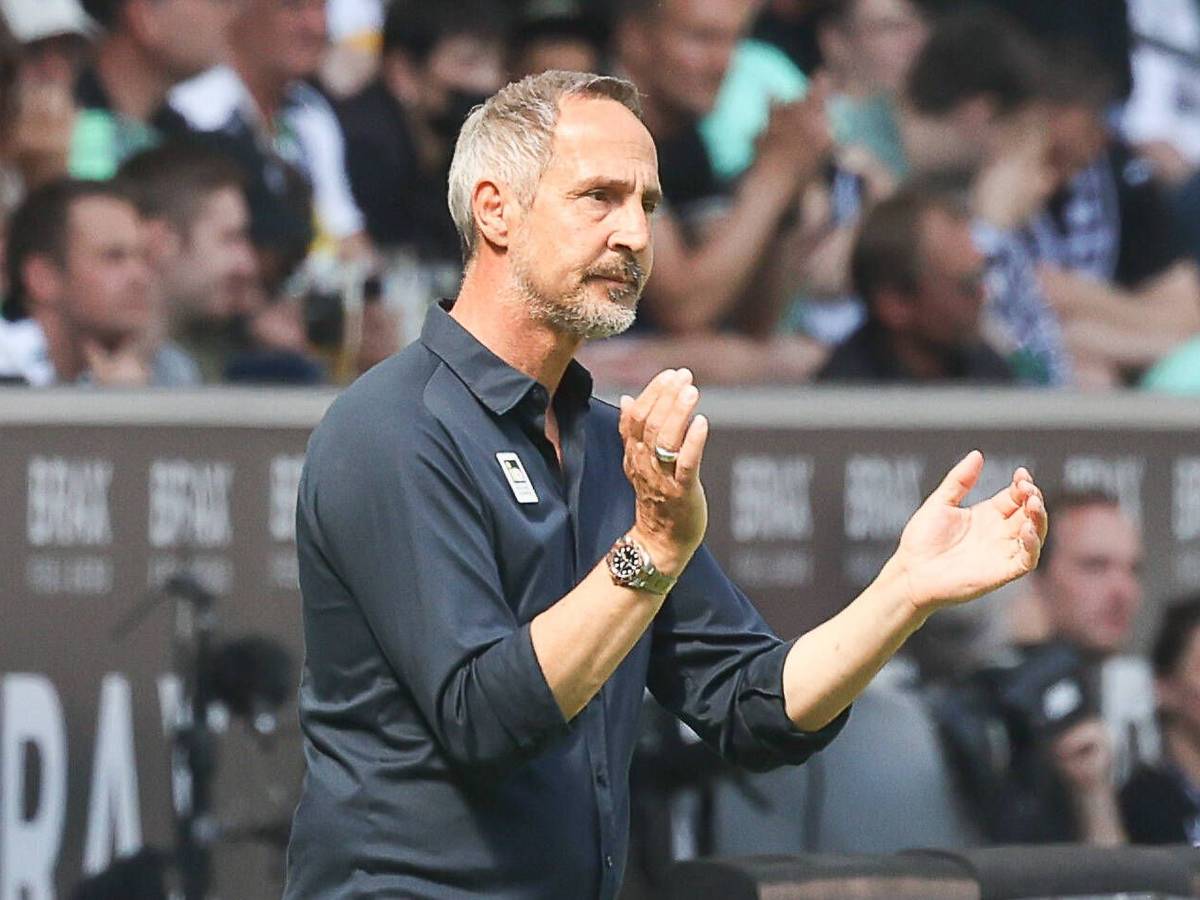 Adi Hütter, hier am 14. Mai 2022 beim Bundesliga-Match gegen die TSG 1899 Hoffenheim an der Seitenlinie, wird in der nächsten Saison nicht mehr Trainer von Borussia Mönchengladbach sein.