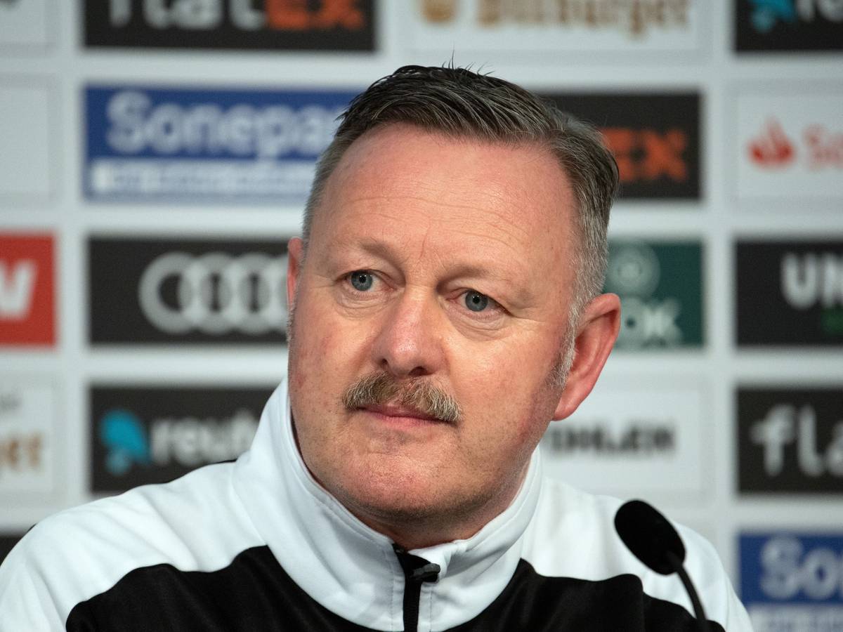 Roland Virkus, Sportdirektor von Borussia Mönchengladbach, hier zu sehen am 15. Februar 2022 bei einer Pressekonferenz im Borussia-Park.