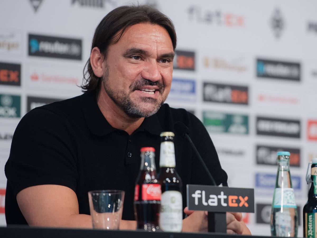 Daniel Farke ist Cheftrainer von Bundesligist Borussia Mönchengladbach. Am 5. Juni 2022 wurde der 45-Jährige auf einer Pressekonferenz im Borussia-Park vorgestellt.