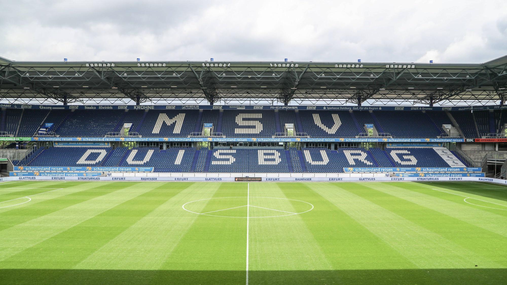 Borussia Mönchengladbach wird am 17. Juli 2022 am „schauinsland reisen CUP DER TRADITIONEN“ in Duisburg teilnehmen. Das Foto zeigt die „schauinsland-reisen-arena “, das Stadion des MSV Duisburg am 21. Mai.