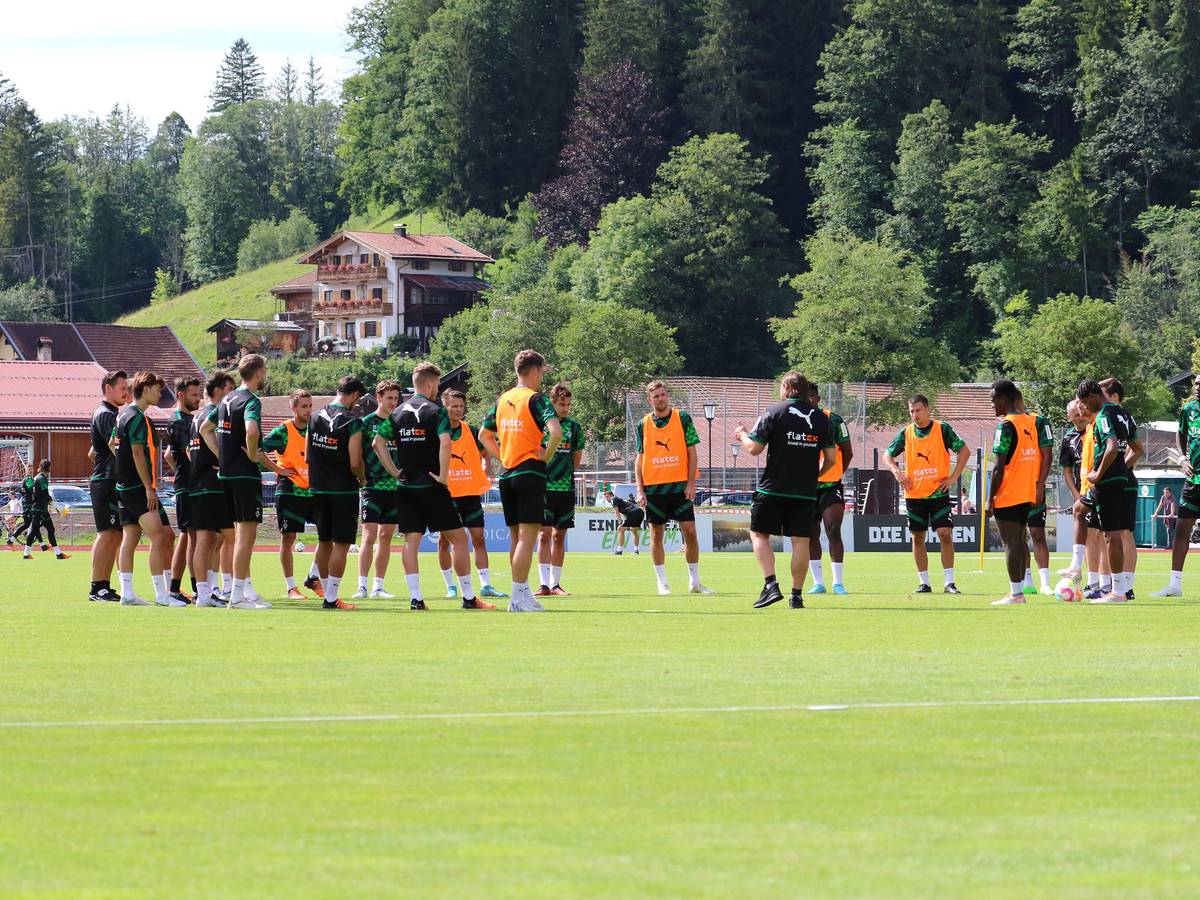 Das Team von Borussia Mönchengladbach, hier bei einer Einheit im Trainingslager in Rottach-Egern am 9. Juli 2022, hat in der kommenden Woche drei weitere Testspiele vor der Brust.
