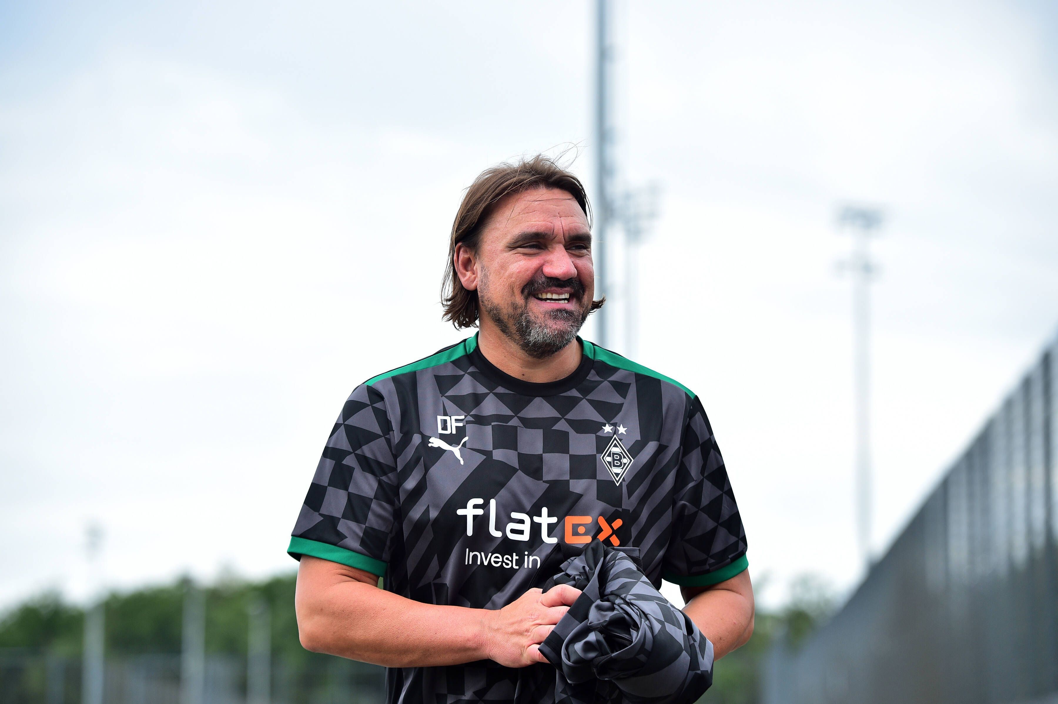 Gladbach Trainer Daniel Farke am 13. Juli 2022 kurz vor dem Testspiel von Borussia Mönchengladbach gegen Viktoria Köln.