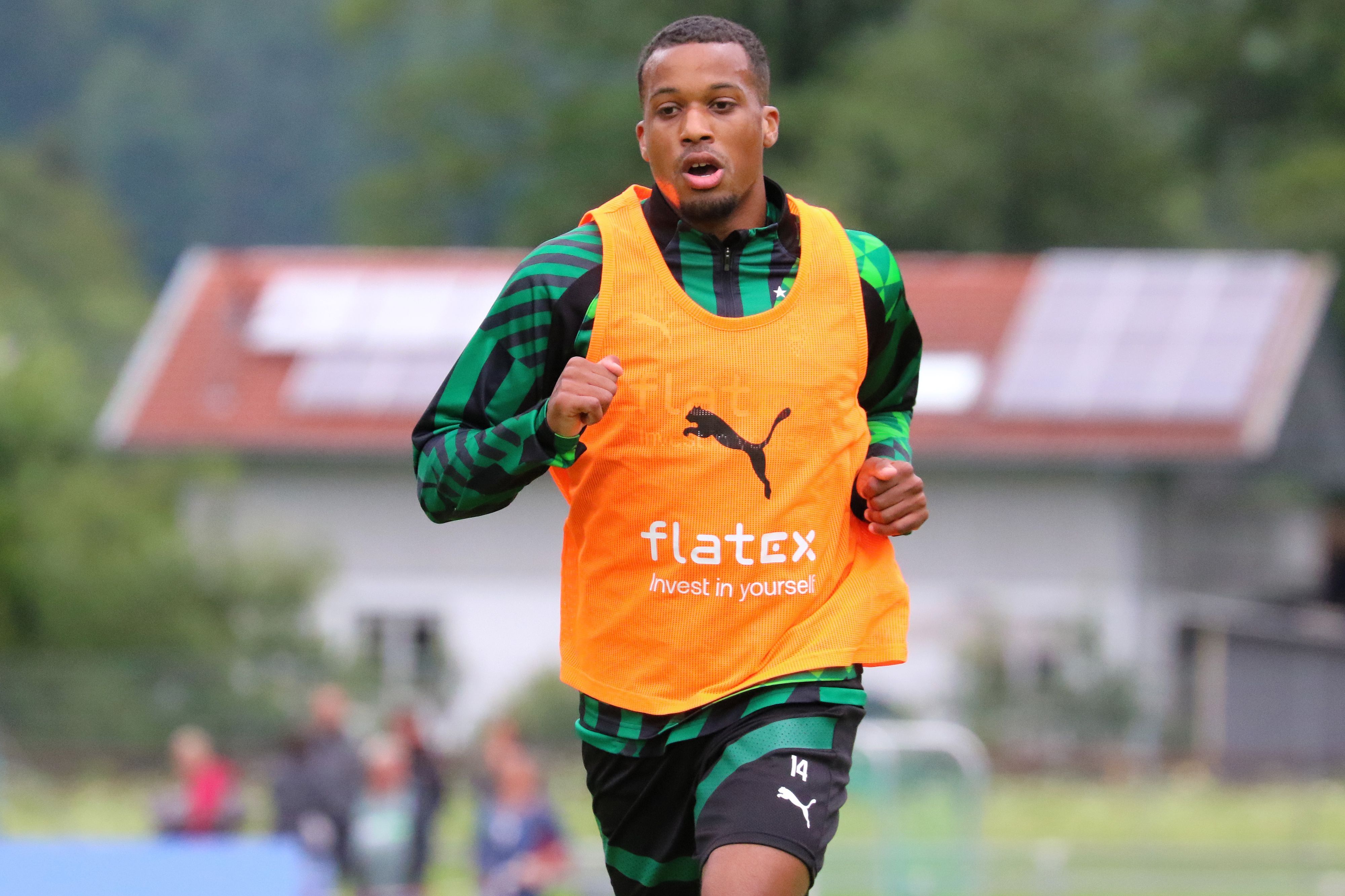 Alassane Pléa während einer intensiven Einheit im Trainingslager am Tegernsee von Borussia Mönchengladbach.