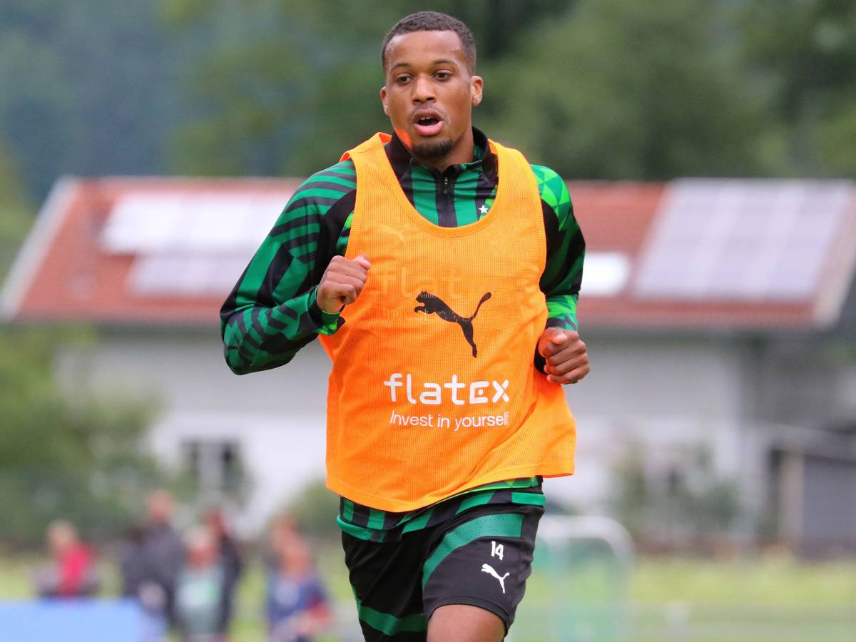 Alassane Pléa während einer intensiven Einheit im Trainingslager am Tegernsee von Borussia Mönchengladbach.