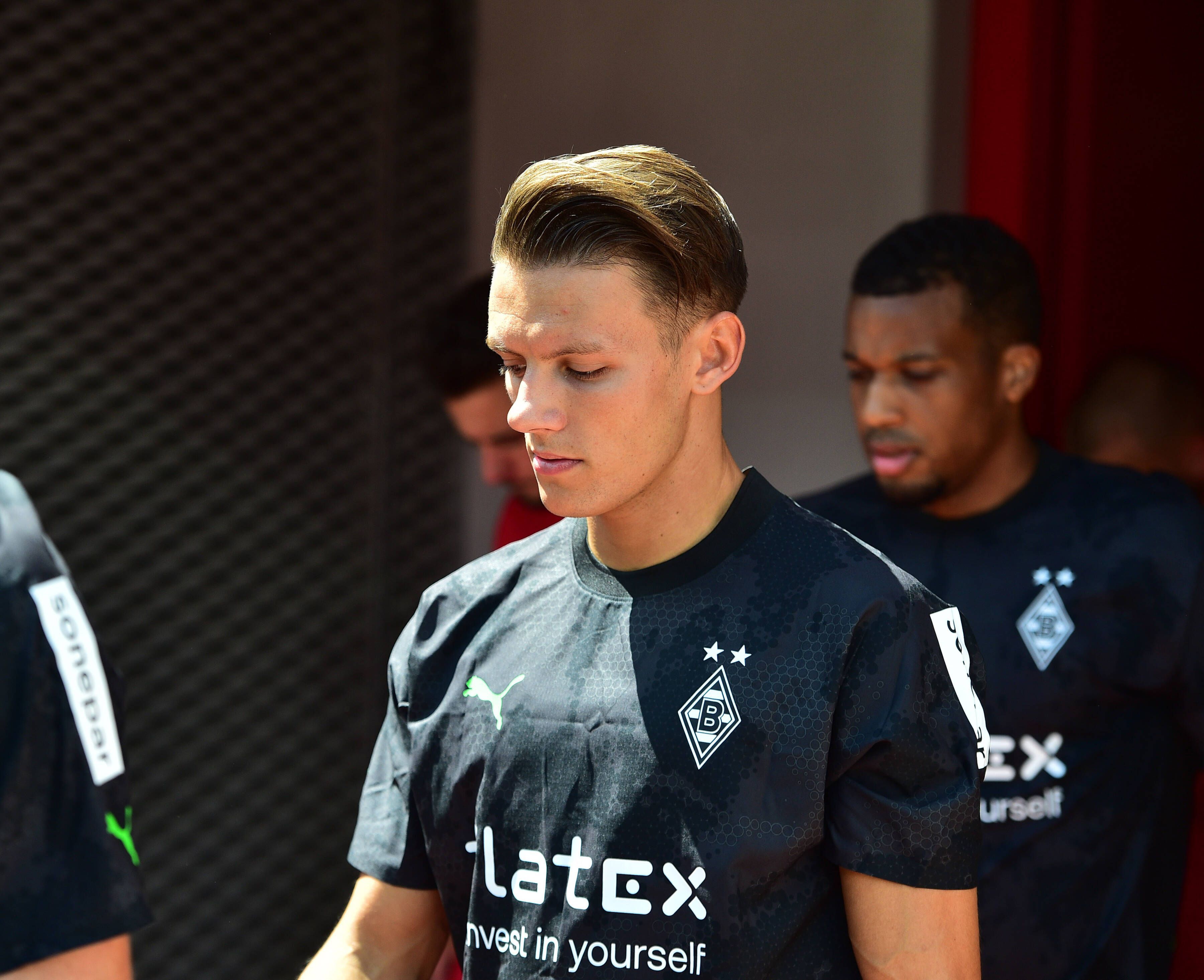 Hannes Wolf am 16. Juli 2022, kurz vor dem Testspiel zwischen Borussia Mönchengladbach und Standard Lüttich.