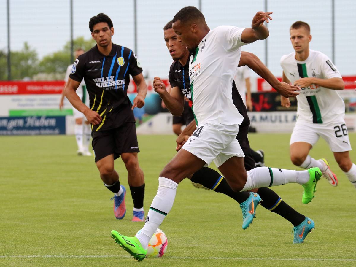 20.07.2022, Velbert, GER, Fussball, Herren, BL, Saison 2022/2023, Borussia Moenchengladbach
Testspiel
Bor. Mönchengladbach vs. RKC Waalwijk
Alassane Plea (Gladbach)