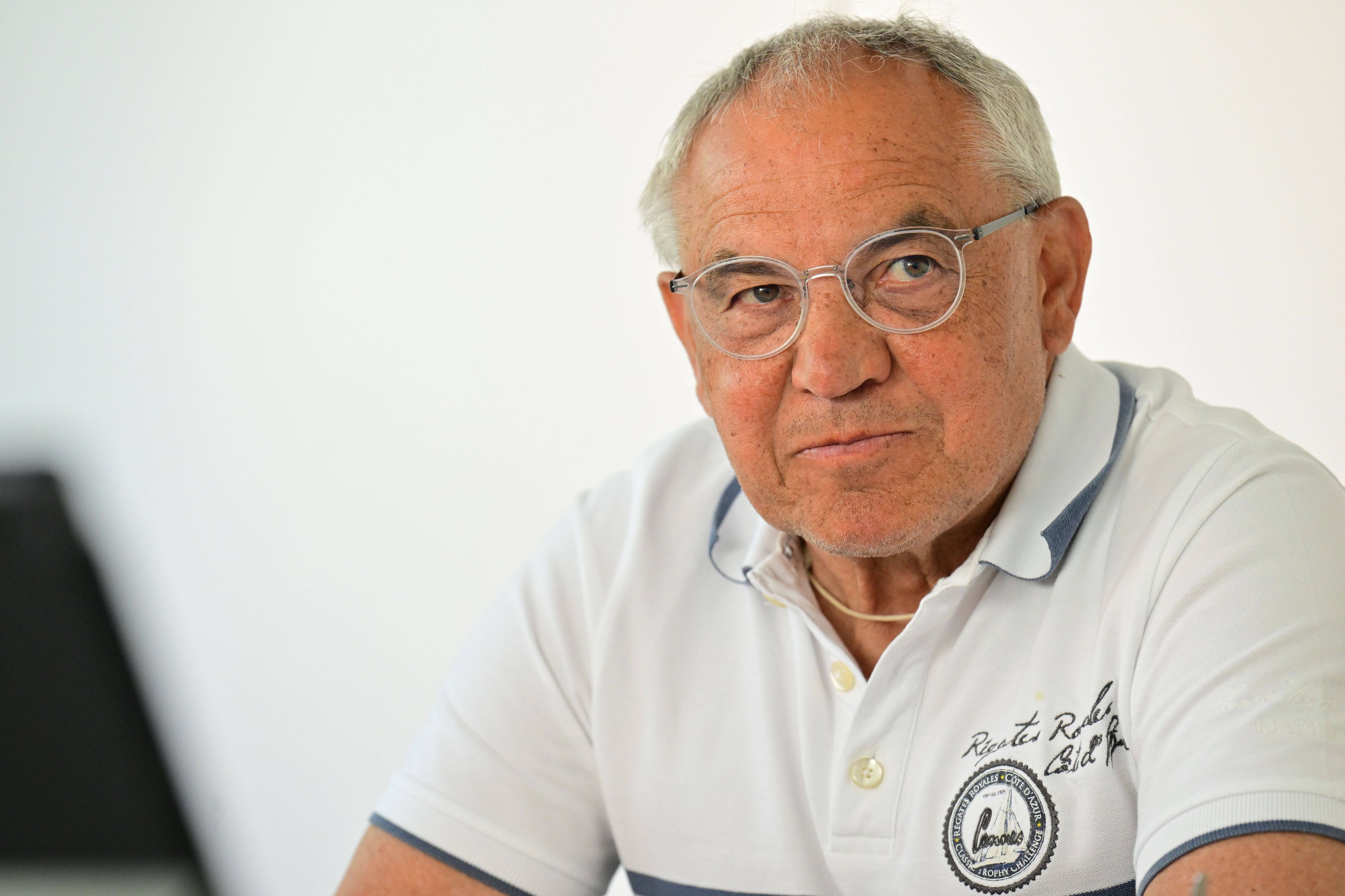 Felix Magath, hier am 25. Mai 2022 bei einem Besuch der Kicker-Redaktion, hat die Platzierungen für die kommende Bundesliga-Saison prognostiziert. Borussia Mönchengladbach kommt dabei nicht gerade gut weg.
