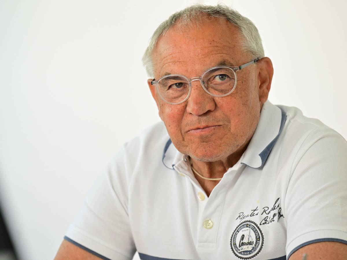 Felix Magath, hier am 25. Mai 2022 bei einem Besuch der Kicker-Redaktion, hat die Platzierungen für die kommende Bundesliga-Saison prognostiziert. Borussia Mönchengladbach kommt dabei nicht gerade gut weg.