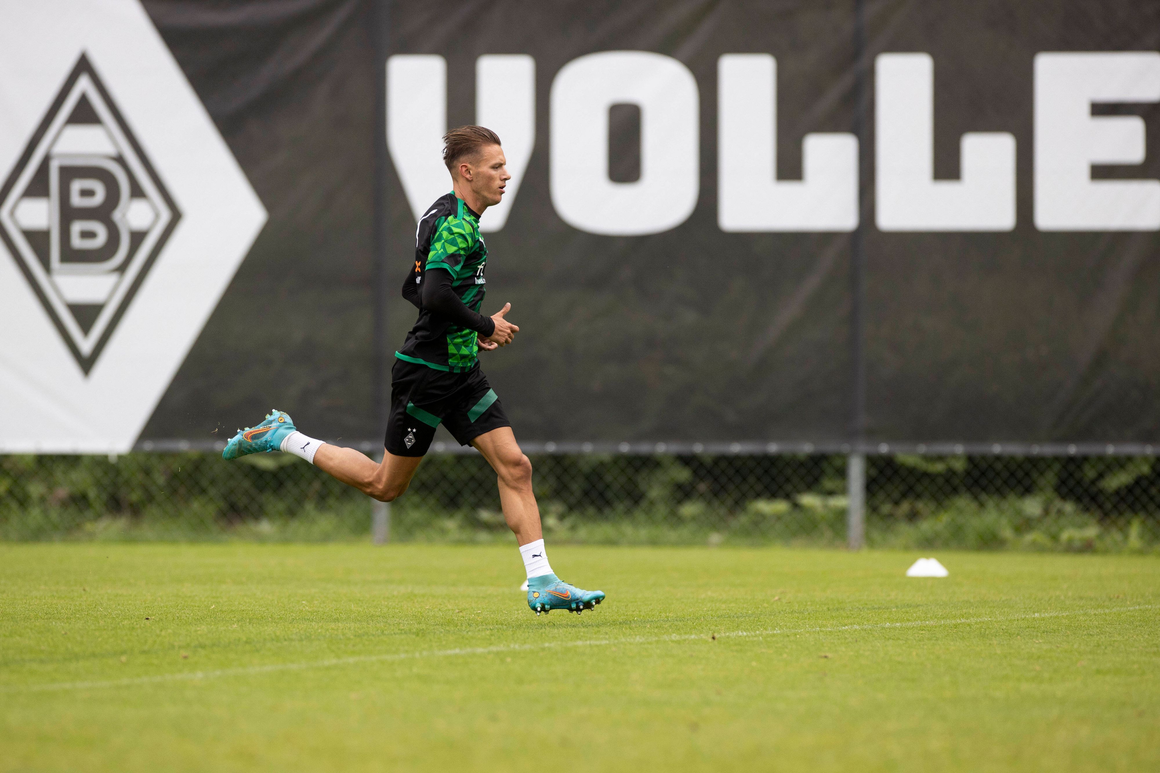 Hannes Wolf von Borussia Mönchengladbach, hier im Trainingslager am Tegernsee am 7. Juli 2022, bei einem Sprint.
