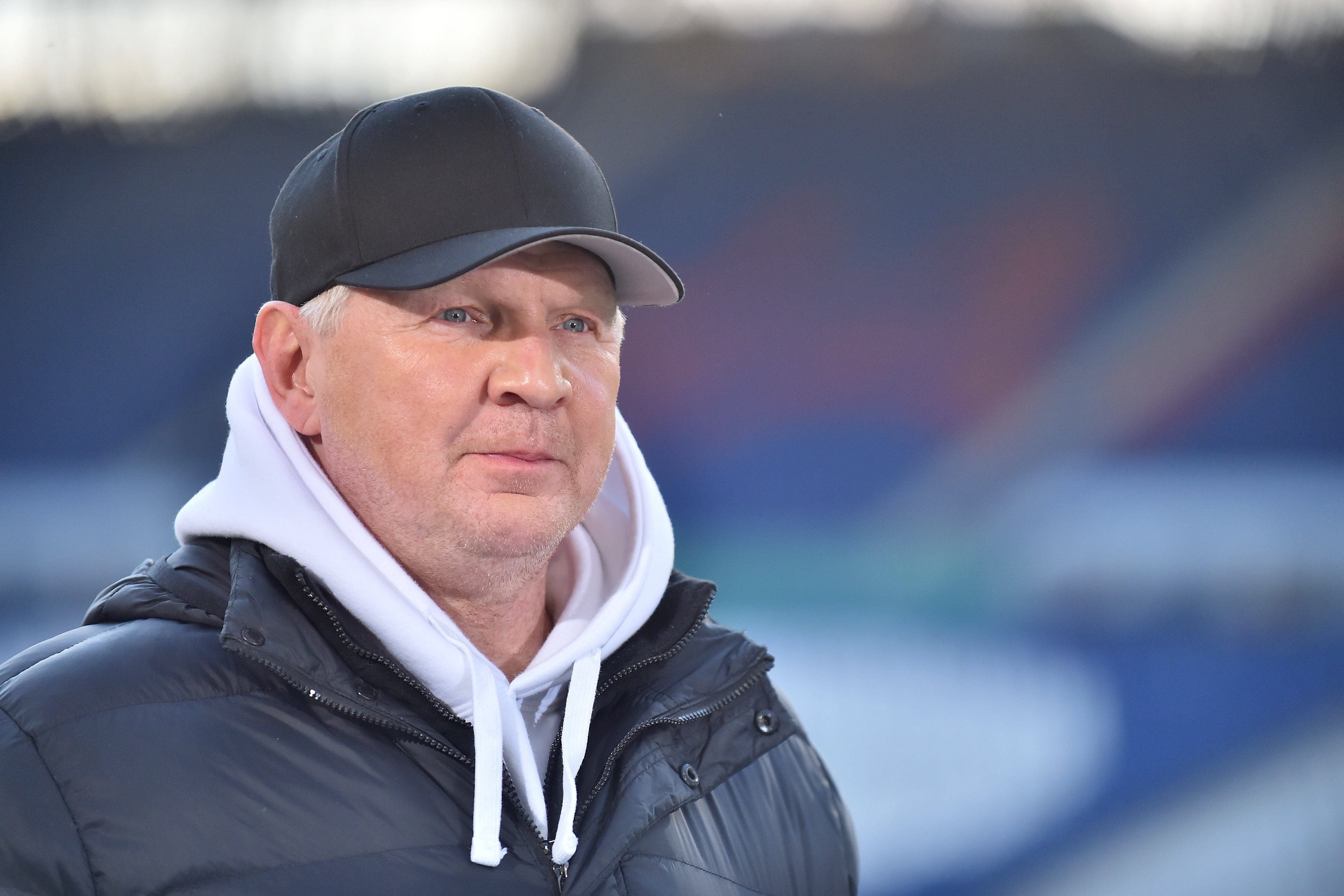 Stefan Effenberg, Ex-Spieler von Borussia Mönchengladbach hier beim DFB-Pokalspiel zwischen Hannover 96 und RB Leipzig am 2. März 2022, hat sich im „Sport1-Doppelpass“ zum Handspiel von Patrick Herrmann im Spiel bei Schalke 04 geäußert.
