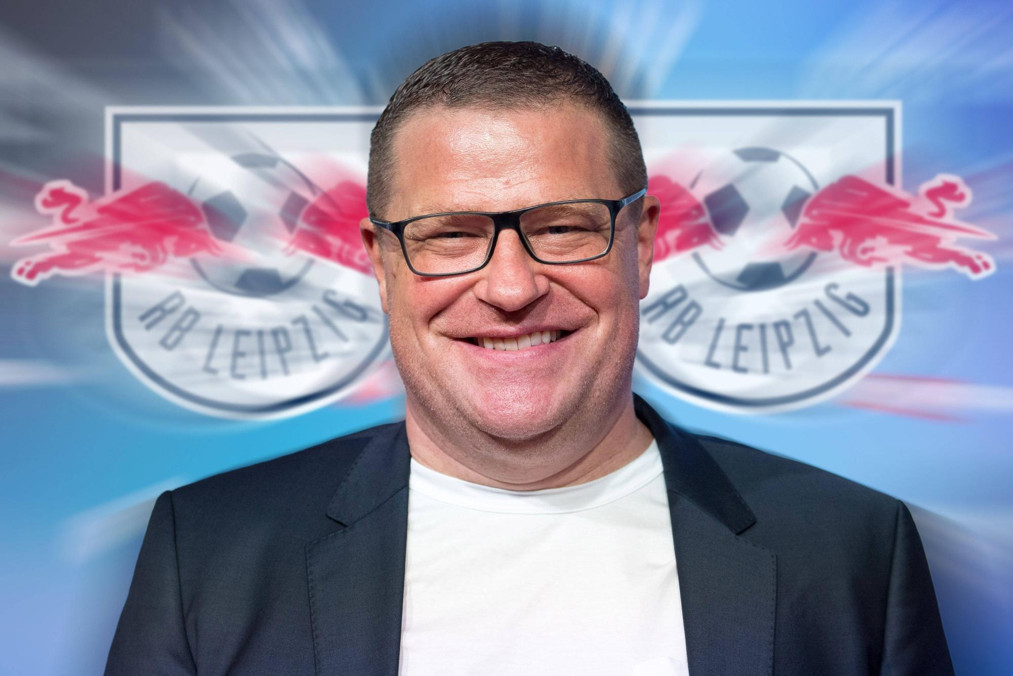Eine Fotomontage zu den Gerüchten um Max Eberl. Der 48-Jährige wird nach seinem Rücktritt (28. Januar 2022) bei Fußball-Bundesligist Borussia Mönchengladbach aktuell mit einem neuen Job bei RB Leipzig in Verbindung gebracht. Das Foto zeigt Eberl bei der EXPRESS-Sportnacht am 28. August 2019. Im Hintergrund ist das RB-Logo gleich zwei Mal zu sehen.