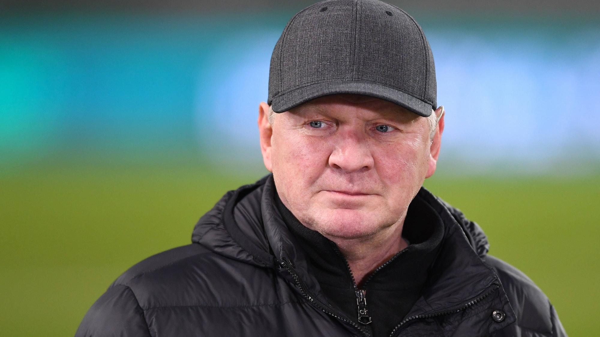 Stefan Effenberg, hier bei einem Fußballspiel am 18. Januar 2022 im Rhein-Energie-Stadion in Köln, rät seinem Ex-Klub Borussia Mönchengladbach zur baldigen Vertragsverlängerung mit Keeper Yann Sommer.