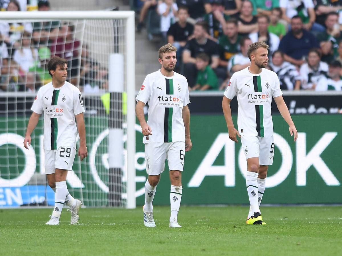 Bilden sie am Sonntag die Abwehrkette von Borussia Mönchengladbach? Joe Scally, Christoph Kramer und Marvin Friedrich (v.l.n.r.) am 4. September 2022 beim Heimspiel gegen Mainz 05.