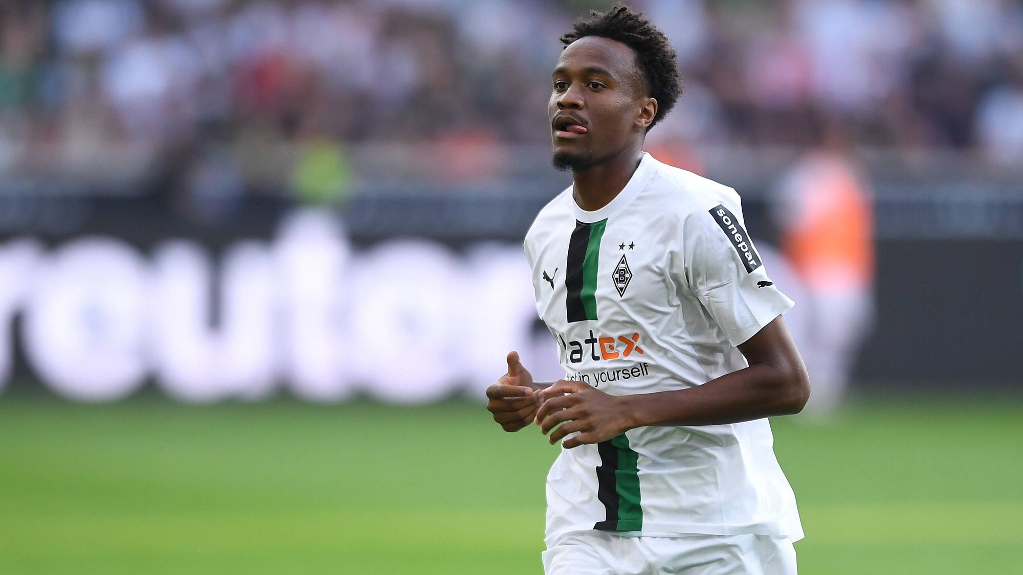 Nathan N'Goumou, Neuzugang bei Borussia Mönchengladbach, feierte am Sonntag (4. September 2022) im Heimspiel gegen Mainz 05 sein Bundesliga-Debüt im Trikot der Fohlen.