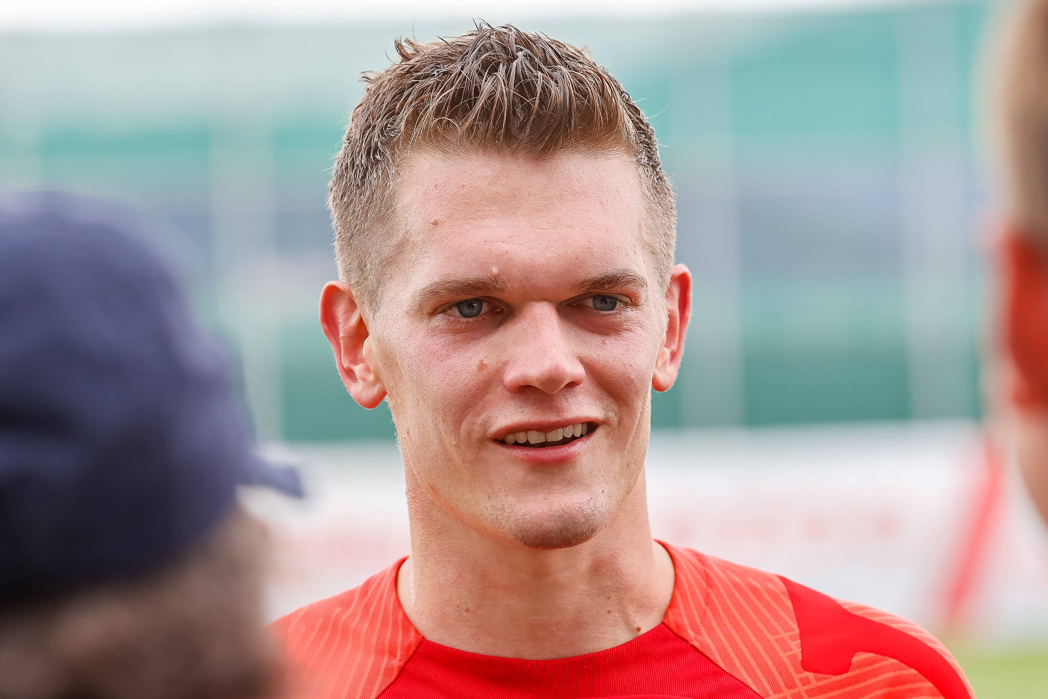 Matthias Ginter, Spieler beim SC Freiburg und Ex-Spieler von Borussia Mönchengladbach, trifft am Sonntag (11. September 2022) im direkten Bundesliga-Duell auf seinen Ex-Klub. Das Foto zeigt den deutschen Nationalspieler am 27. Juni 2022 beim Trainingsauftakt der Breisgauer.