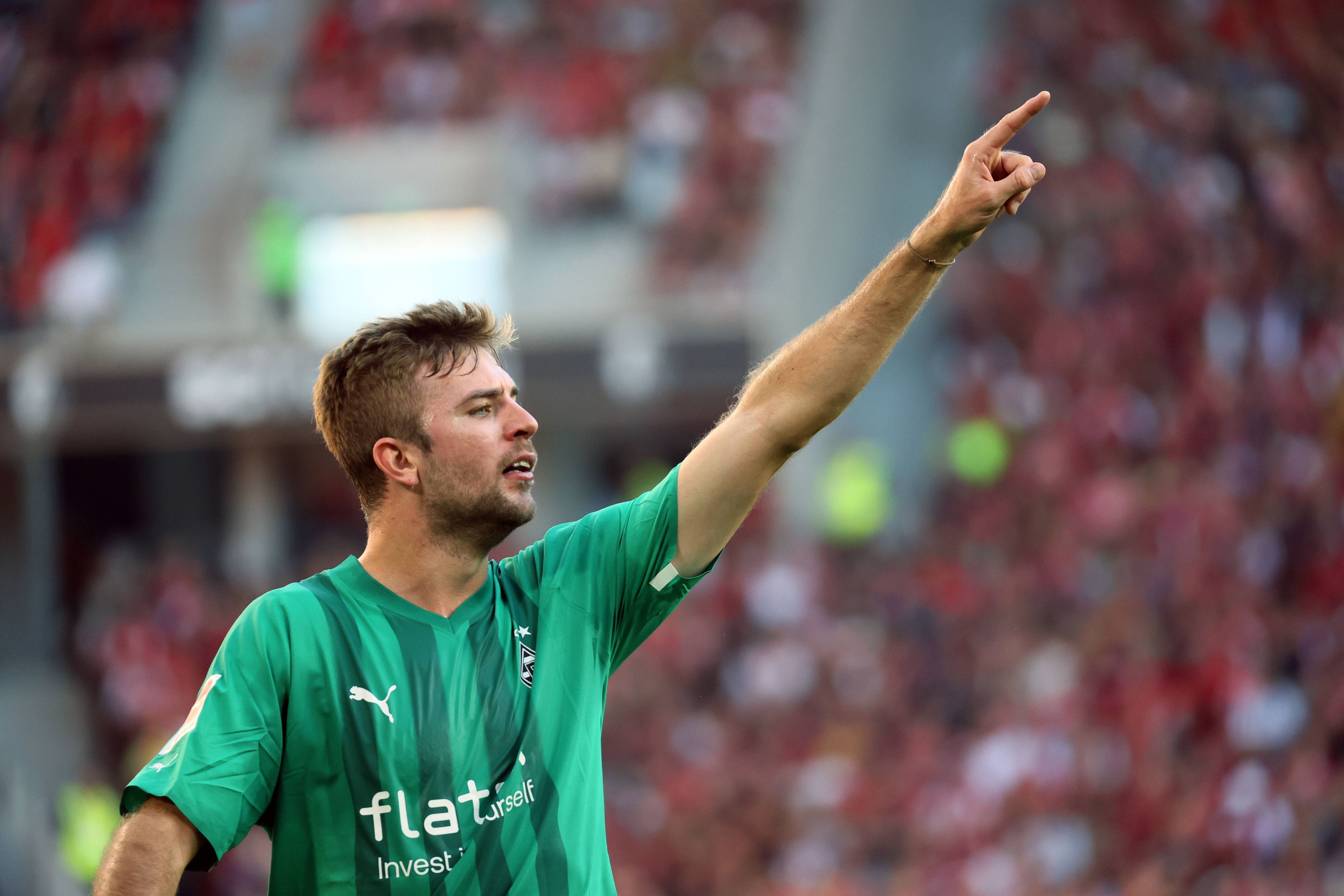 Christoph Kramer, Profi bei Borussia Mönchengladbach, half beim Auswärtsspiel in Freiburg am Sonntag (11. September 2022) auf der Innenverteidiger-Position aus. Das machte er so gut, dass die Leserinnen und Leser von GladbachLIVE ihn zum „Spieler des Spiels“ wählten.