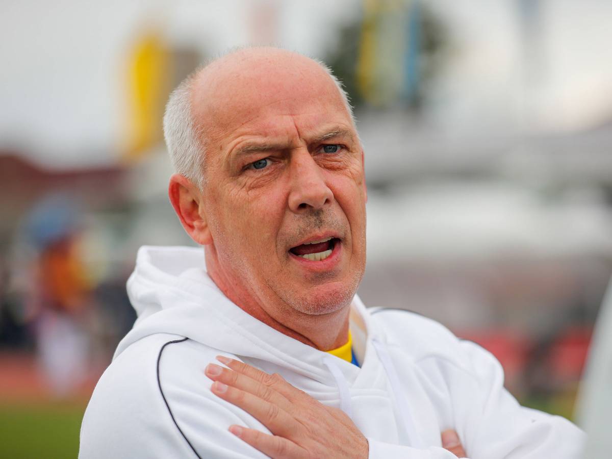 Ex-Nationalspieler Mario Basler am 10. April 2022 im Rahmen eines Benefiz-Spiels in Ingelheim.