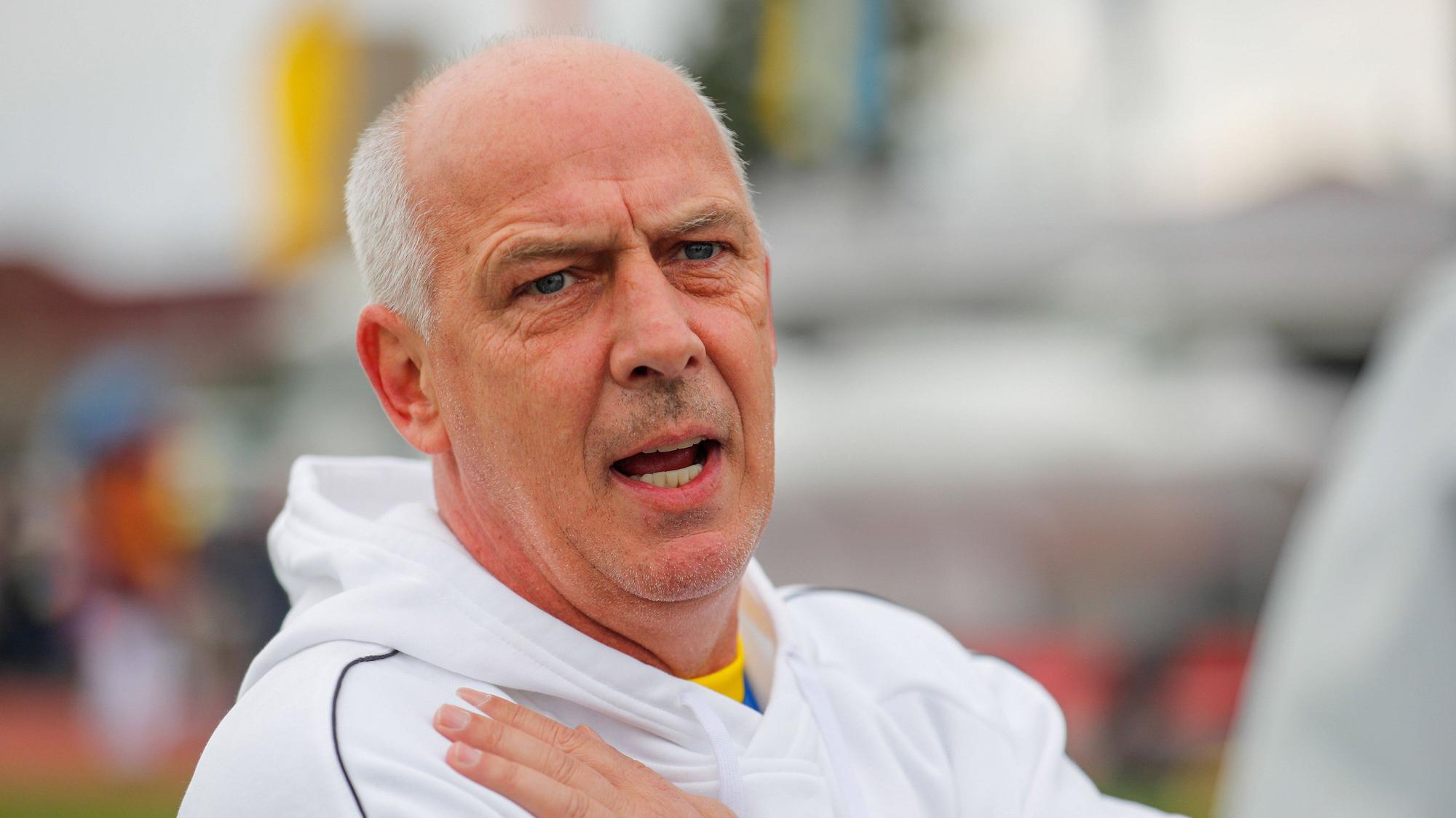 Ex-Nationalspieler Mario Basler am 10. April 2022 im Rahmen eines Benefiz-Spiels in Ingelheim.
