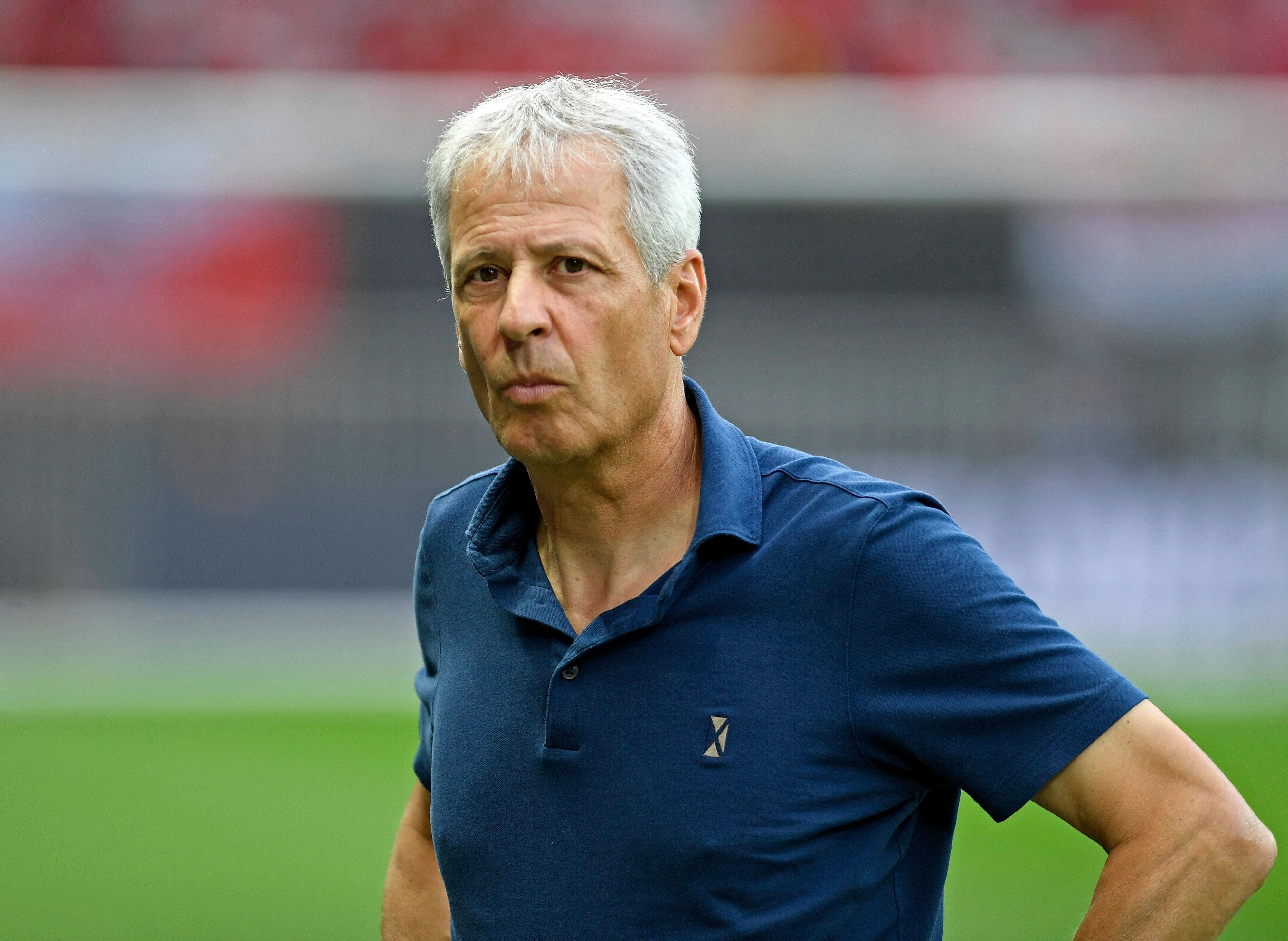 Lucien Favre, Trainer von OGC Nizza, am 08. September 2022 beim Europa-Conference-League-Spiel gegen den 1. FC Köln. Der Ex-Gladbach-Trainer soll in Nizza vor dem Aus stehen.