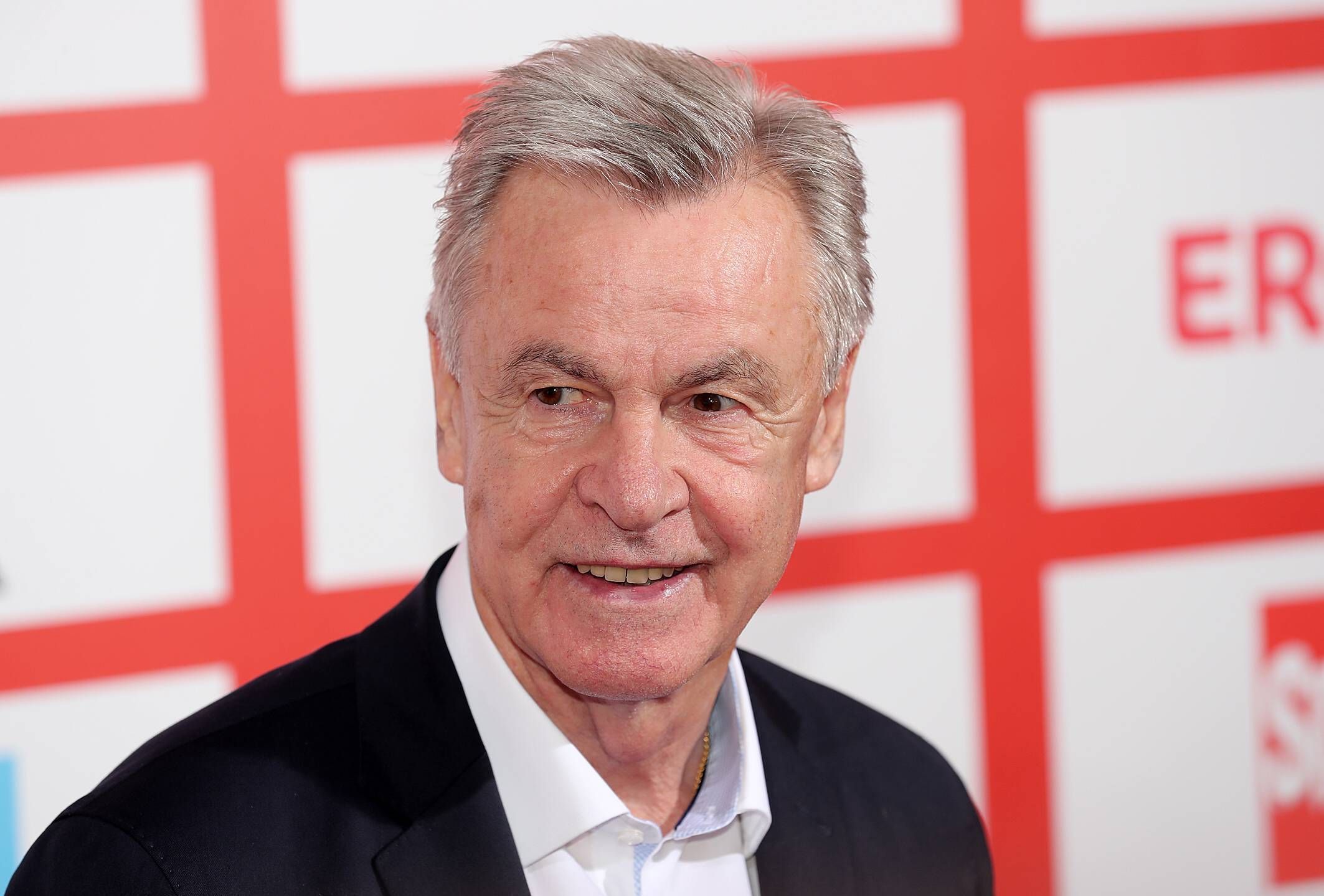 Ottmar Hitzfeld, ehemaliger Trainer und Vorbild von Gladbach-Coach Daniel Farke, hat den Trainer von Borussia Mönchengladbach nun gelobt. Das Foto zeigt ihn bei einer Gala am 21. August 2017.